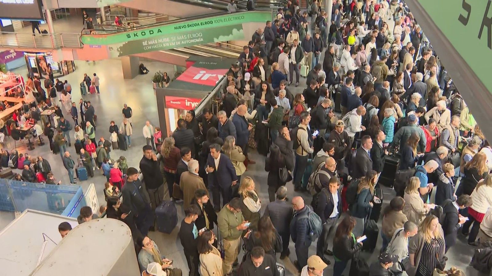 Cientos de trabajadores procedentes de Ciudad Real llegarán tarde a trabajar a Madrid por el caos ferroviario