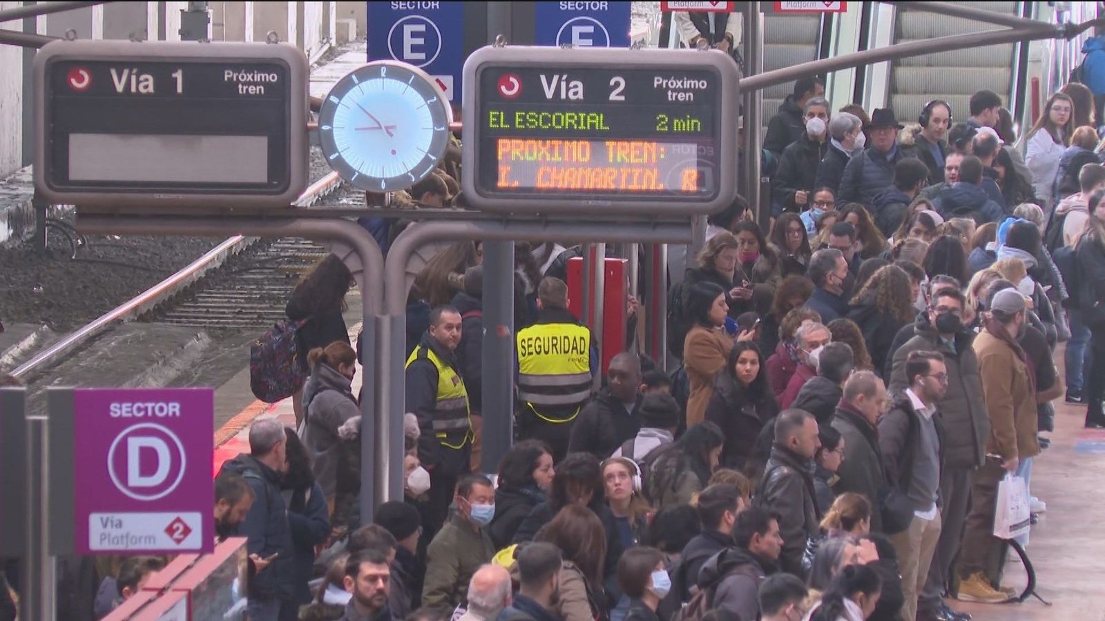 Nuevas aglomeraciones en Cercanías Madrid horas antes de una protesta ante Transportes