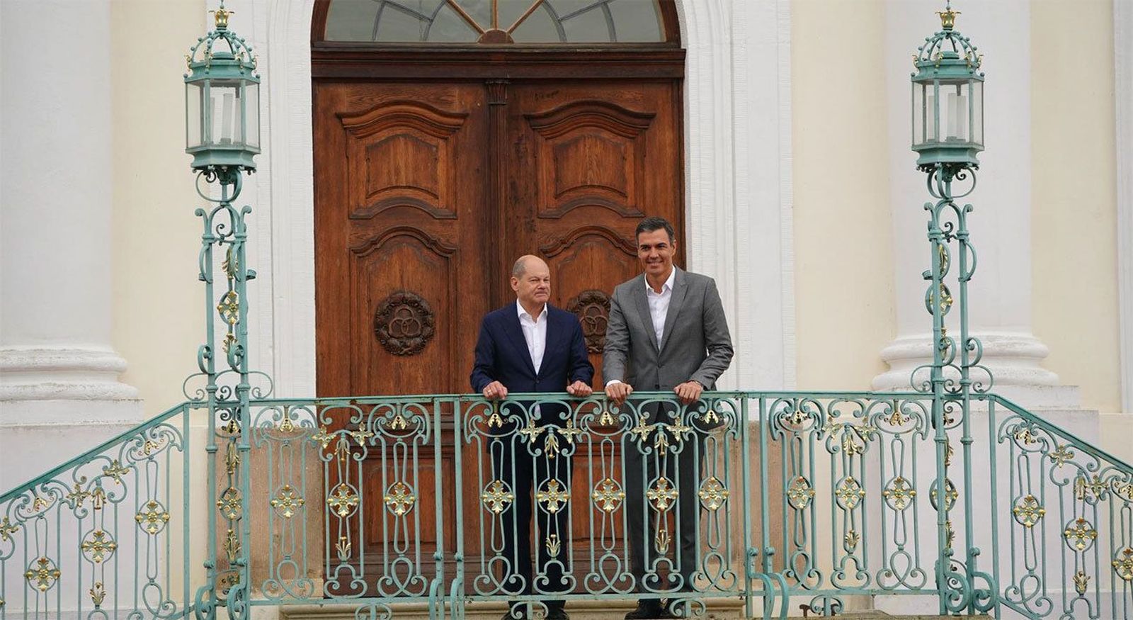 Sánchez afirma que le "encantaría" hacer una visita a Argelia