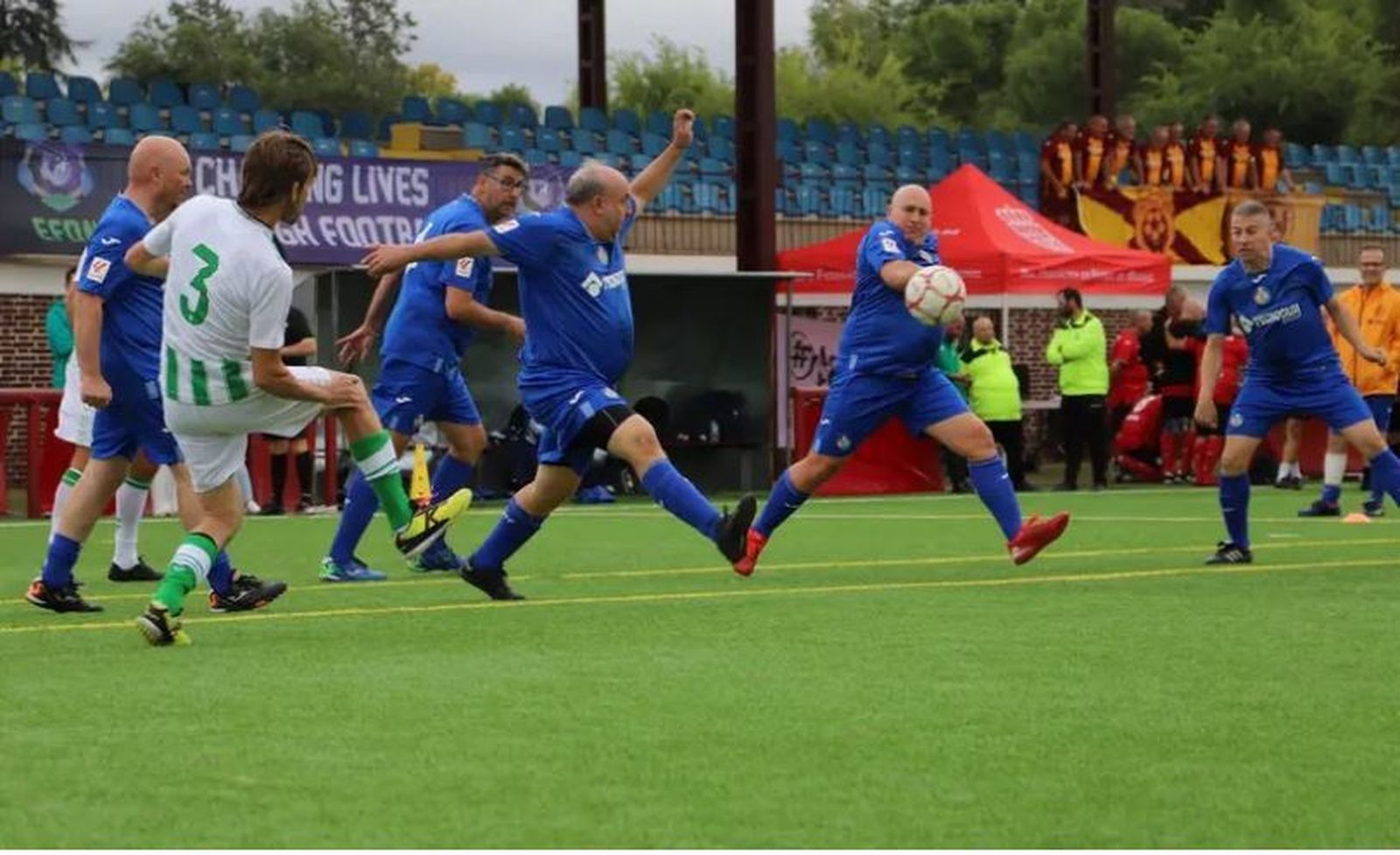 Fútbol andando