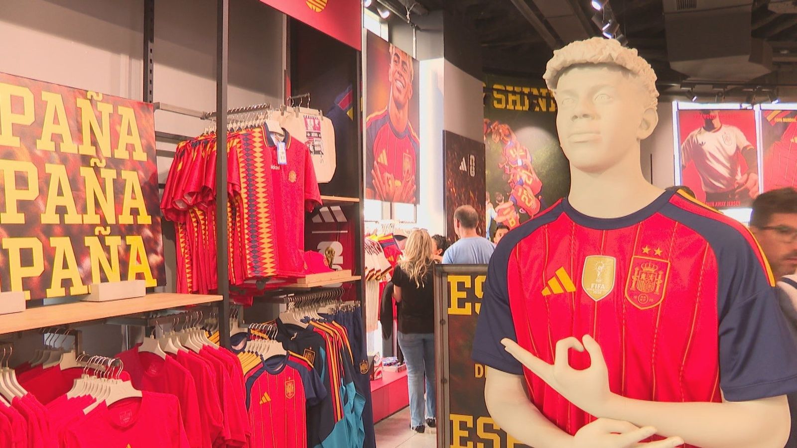 Estos son sus precios y dónde encontrar la camiseta con la segunda estrella