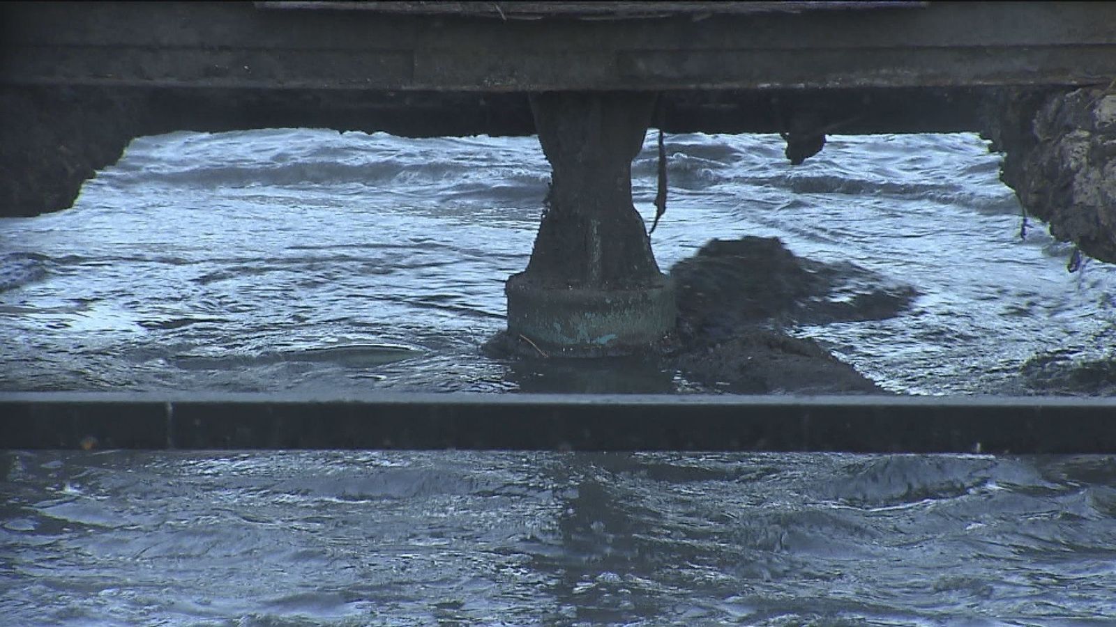 En busca de soluciones y posibles multas por los vertidos de aguas fecales al río Guadalix