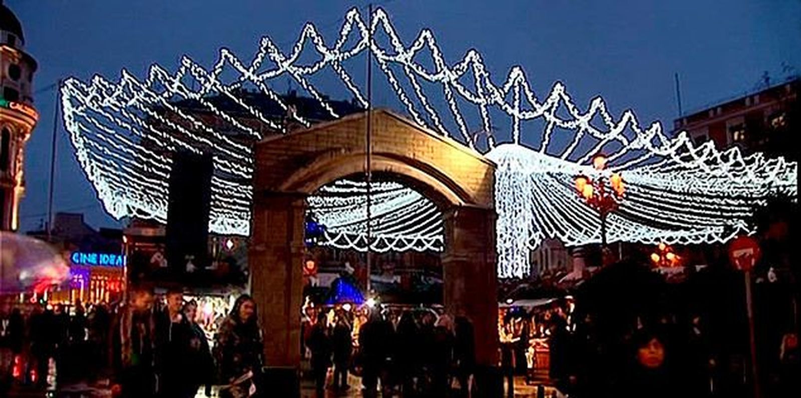 Miles de ideas para regalar en los mercadillos madrileños