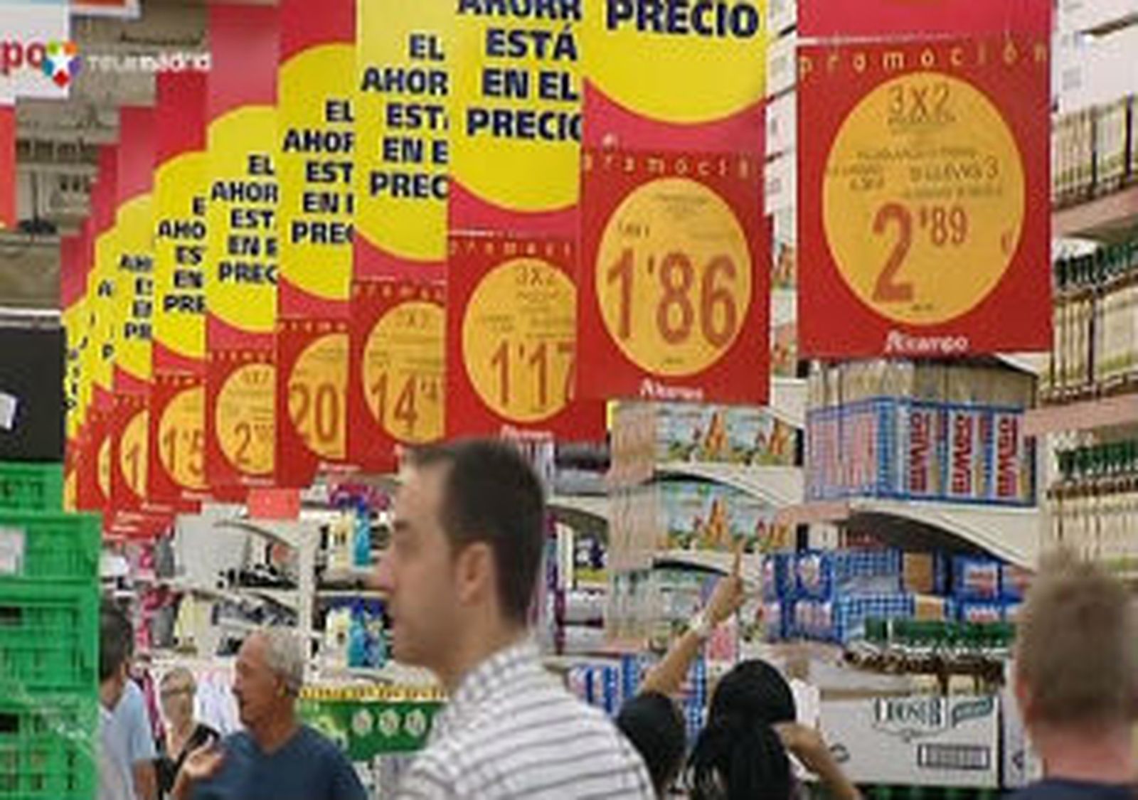 Los consumidores no ven un futuro optimista y la confianza baja en julio