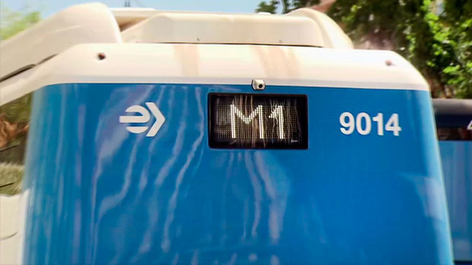 Autobús de la línea M1 de la EMT de Madrid
