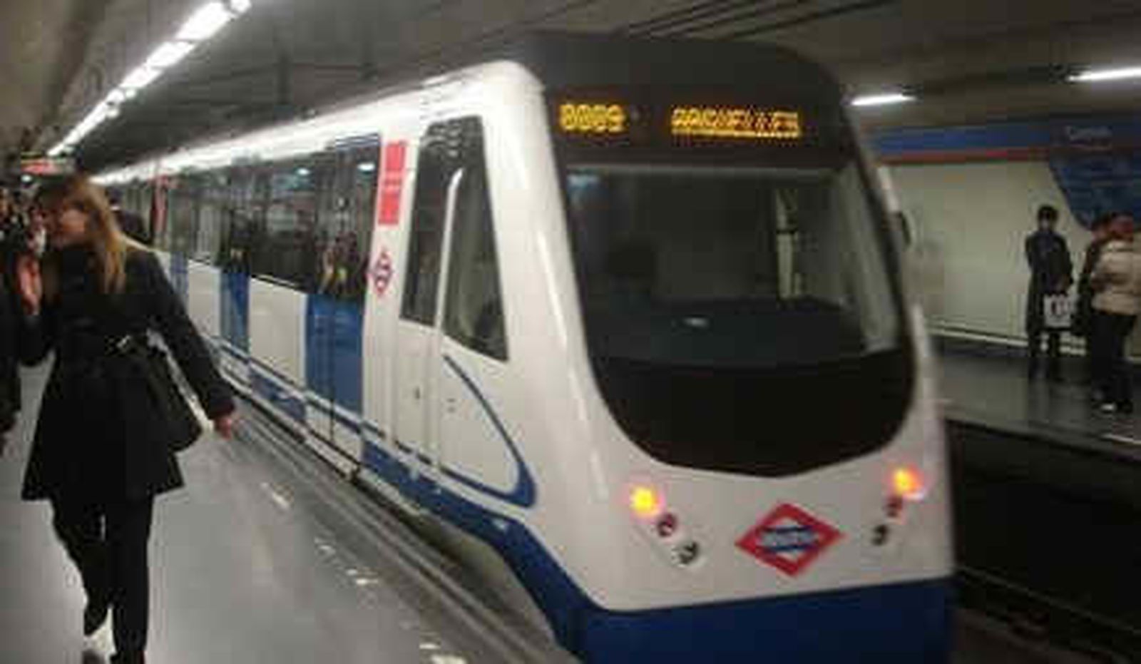 La Policía ficha a un nuevo grupo de carteristas que actúa en el Metro