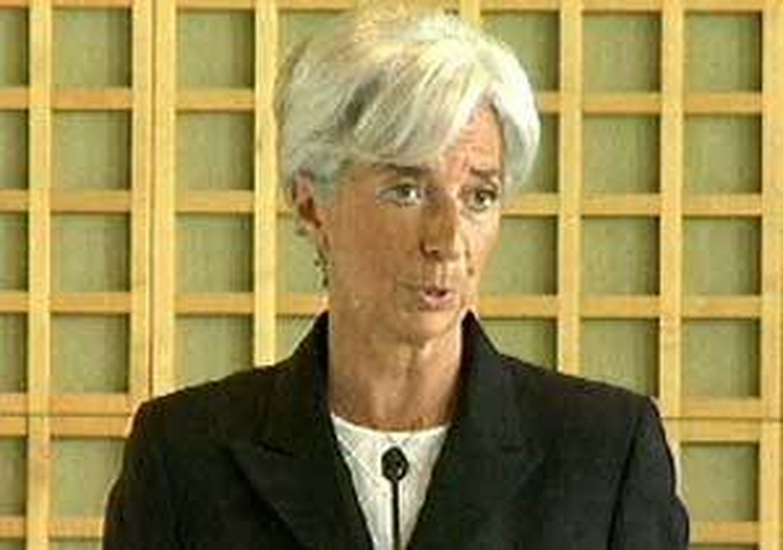 La ministra francesa Christine Lagarde confirma  su candidatura a la dirección del FMI