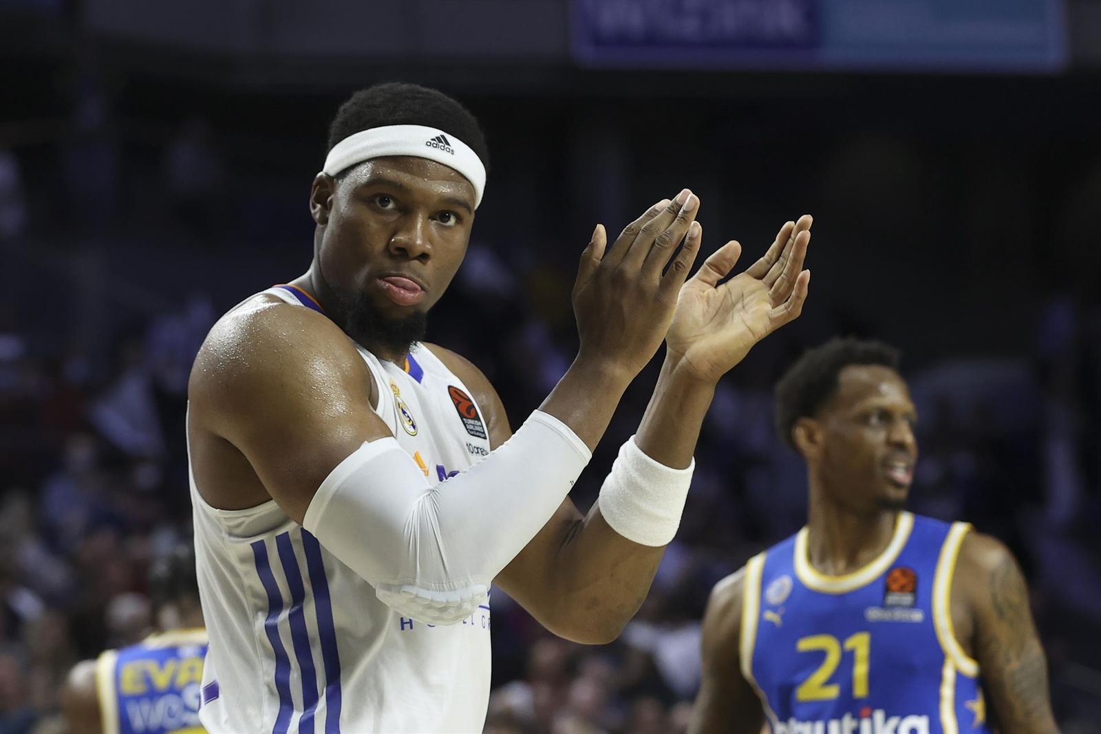 Yabusele ante el Maccabi