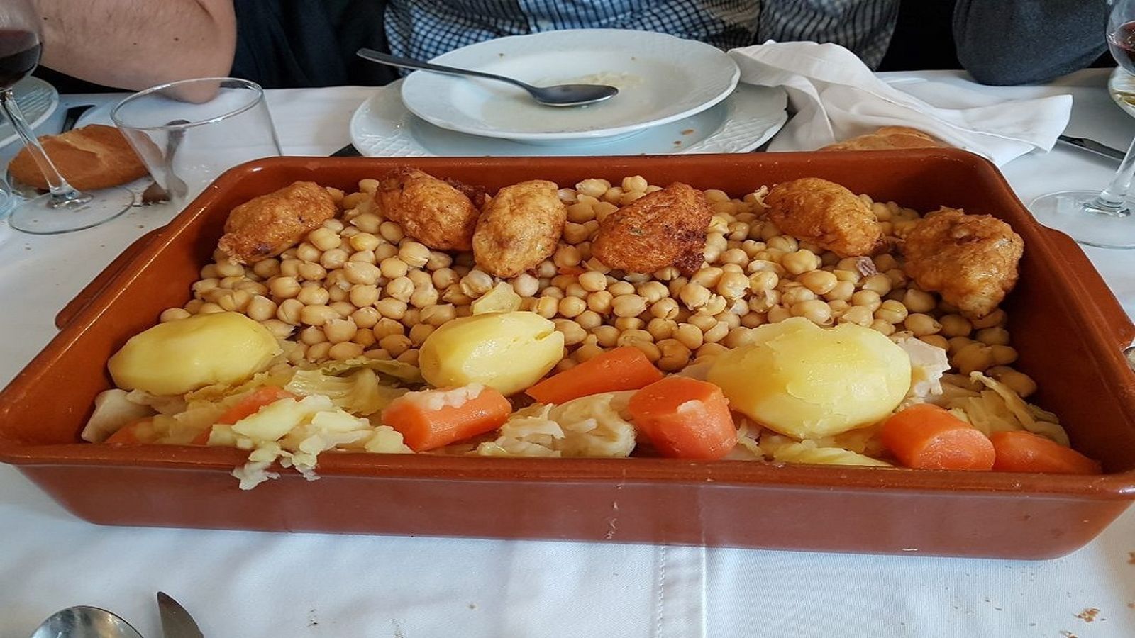 puerta bisagra cocido