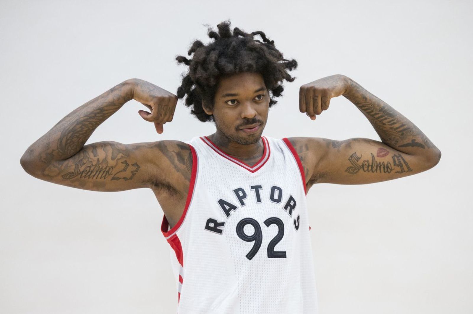 Lucas Nogueira.