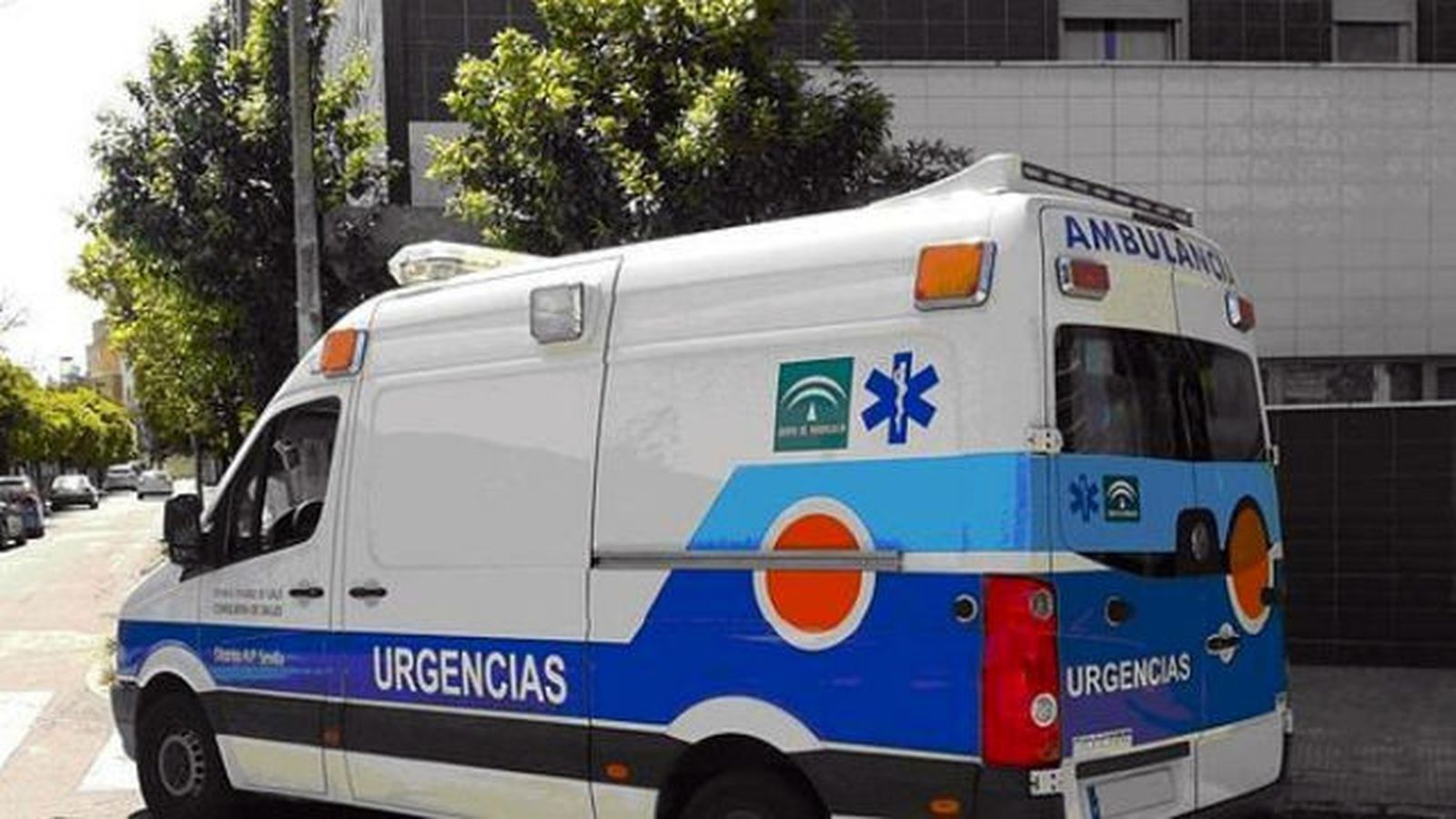 La Policía dispara a un hombre que intentaba agredir a su expareja con un cuchillo