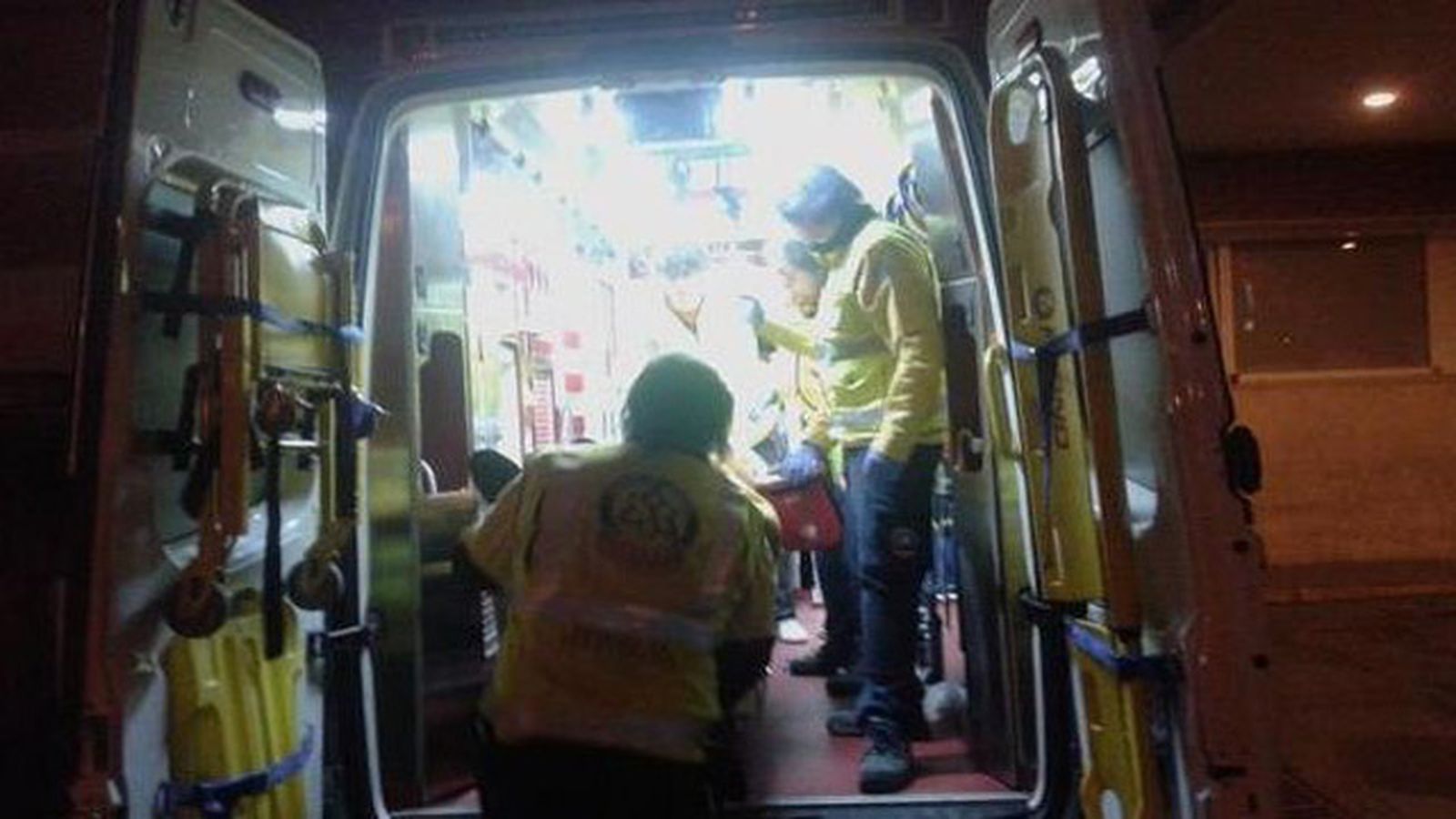 Un joven de 25 años apuñalado en Vía Carpetana