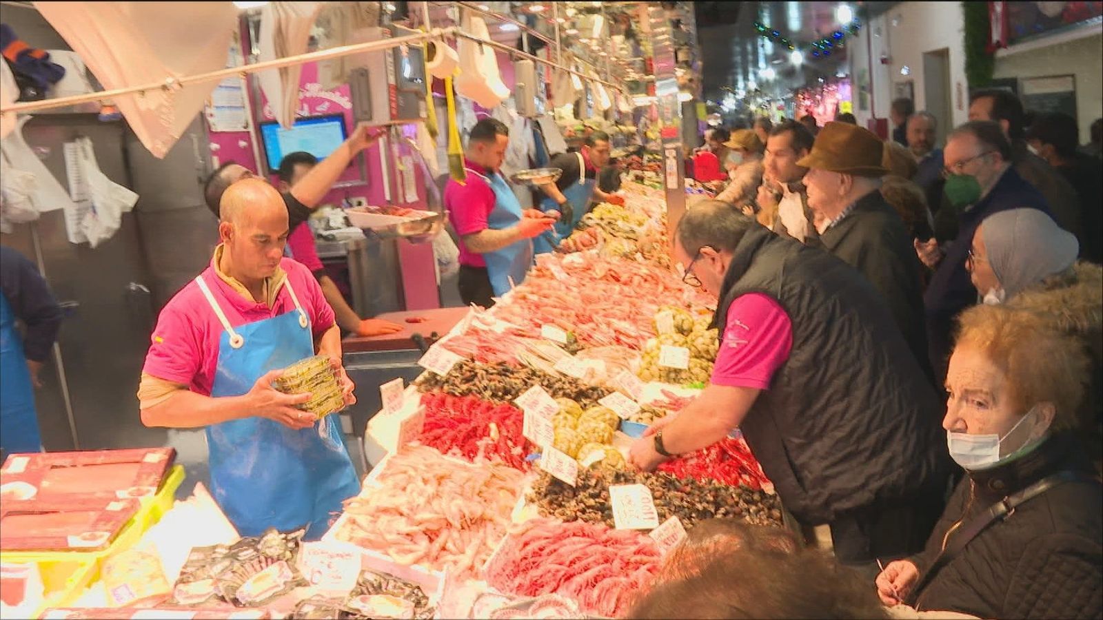Día de últimas compras y de gran actividad en los mercados
