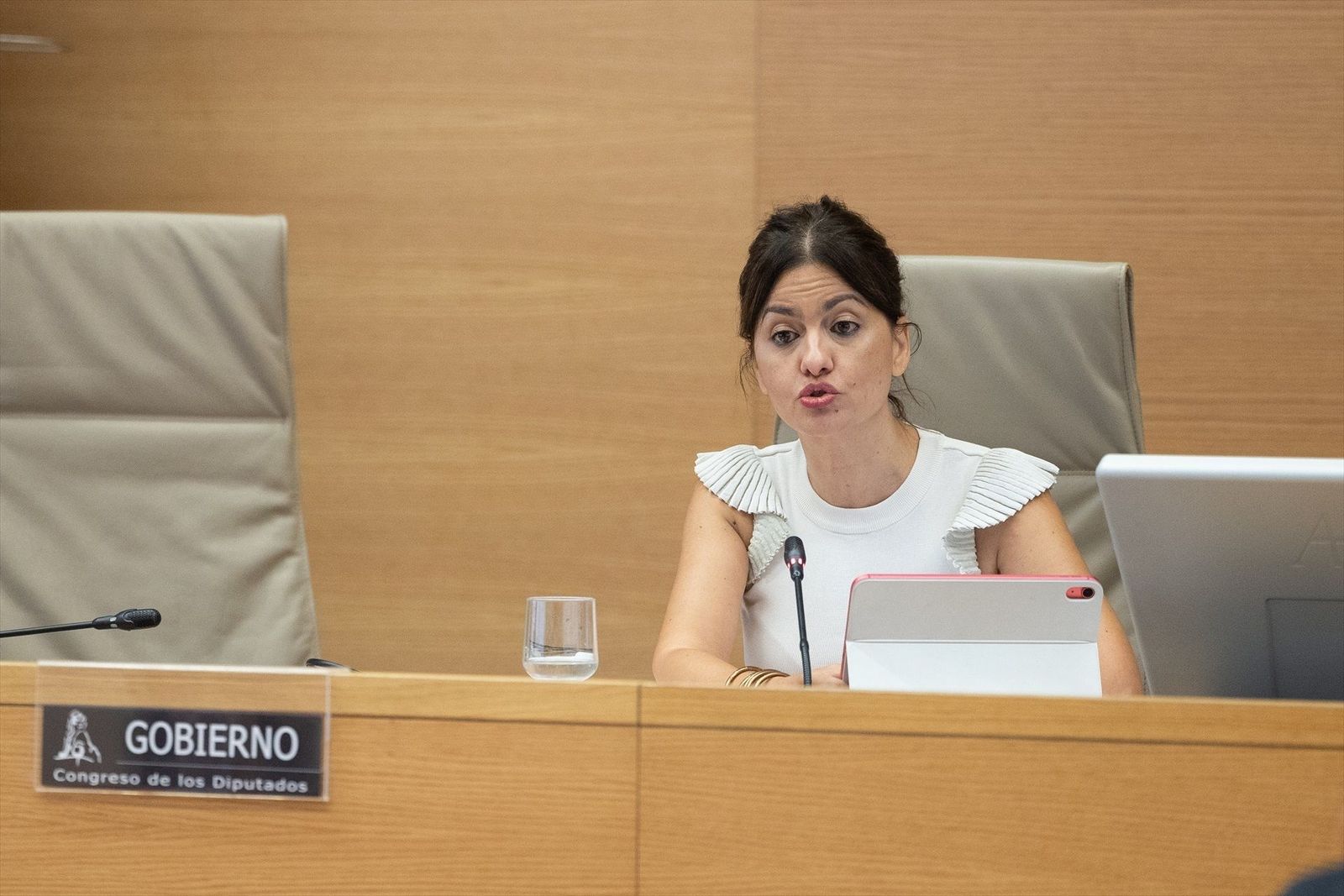 La ministra de Infancia dice que los menores migrantes de Ceuta "no son invasores" y ve "imprescindible" acogerlos en la península