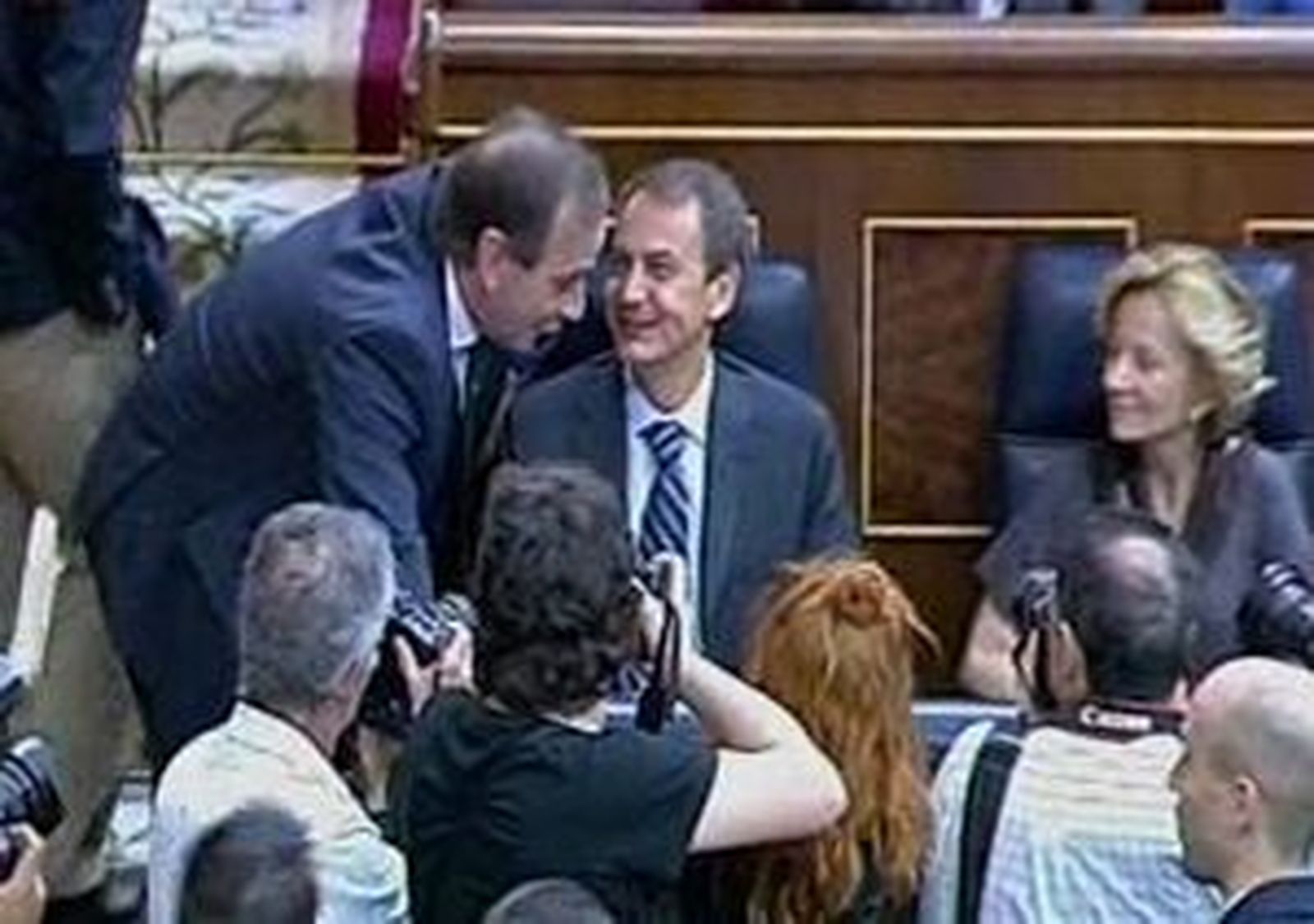 La bolsa se hunde mientras el riesgo país se dispara