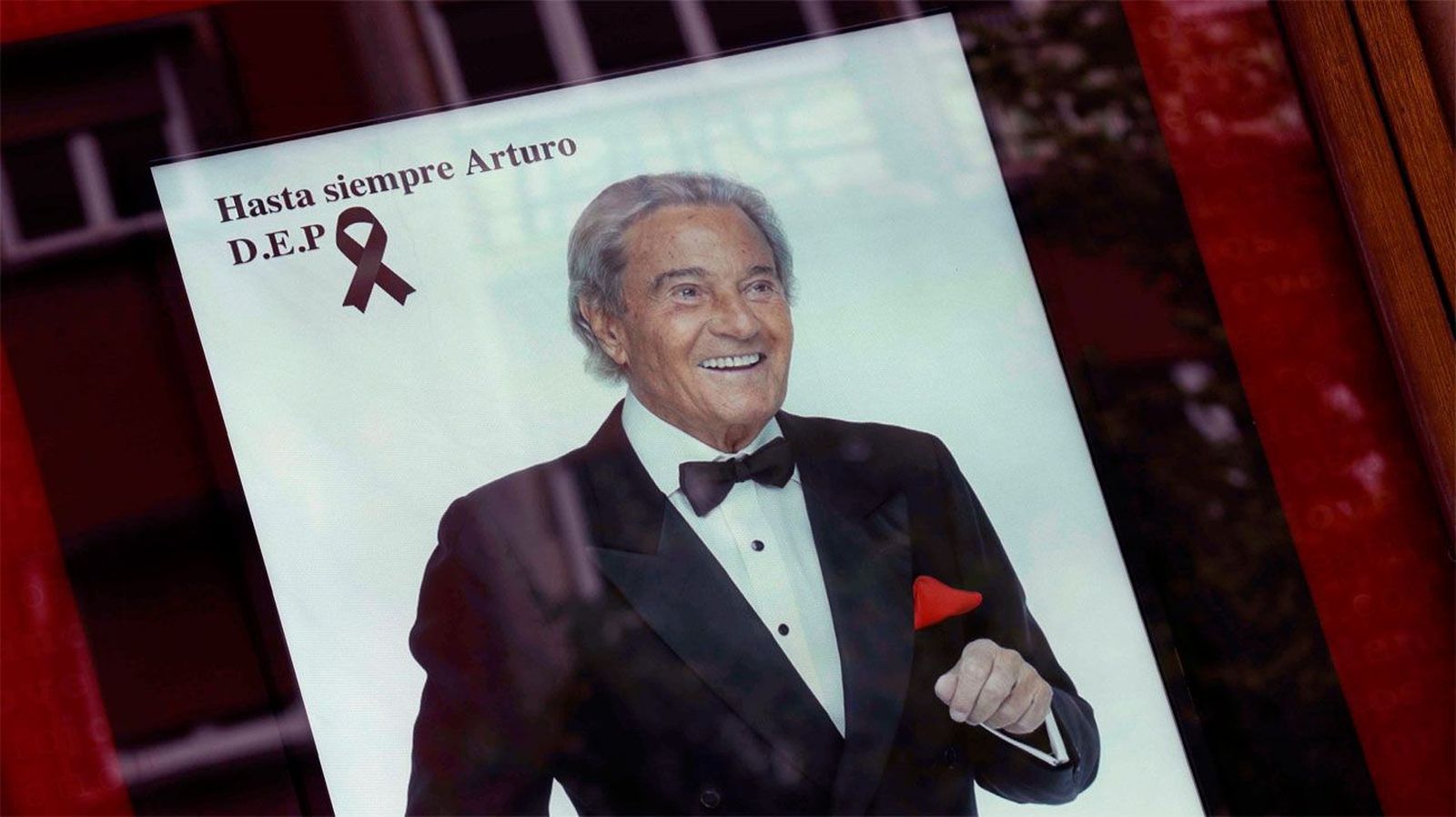 El mundo de la cultura despide a Arturo Fernández