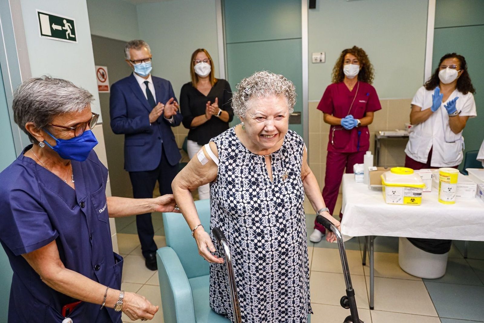 Madrid vacuna ya con la nueva dosis contra el covid: desde el 17 de octubre también contra la gripe