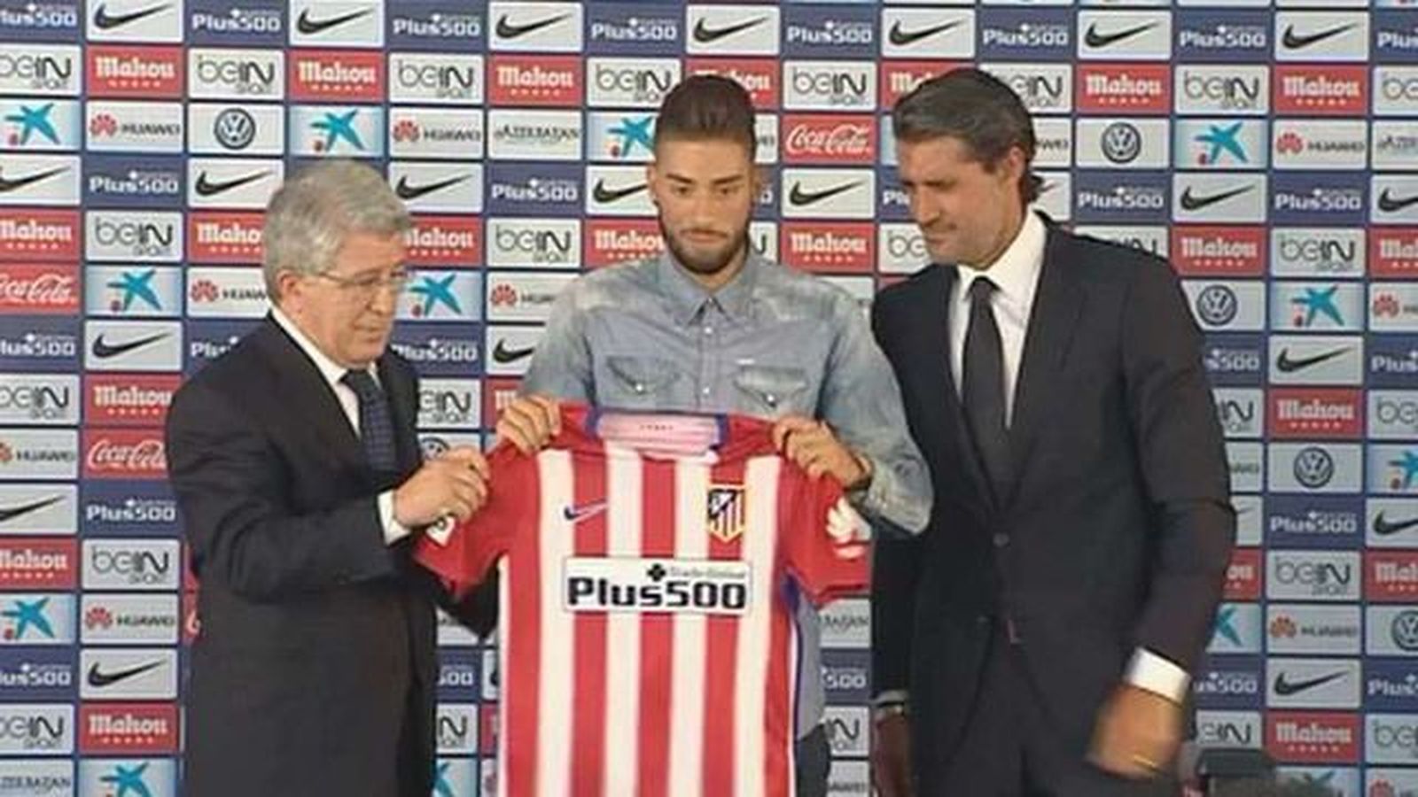 Cerezo desvela que la próxima semana "habrá uno o dos presentaciones"