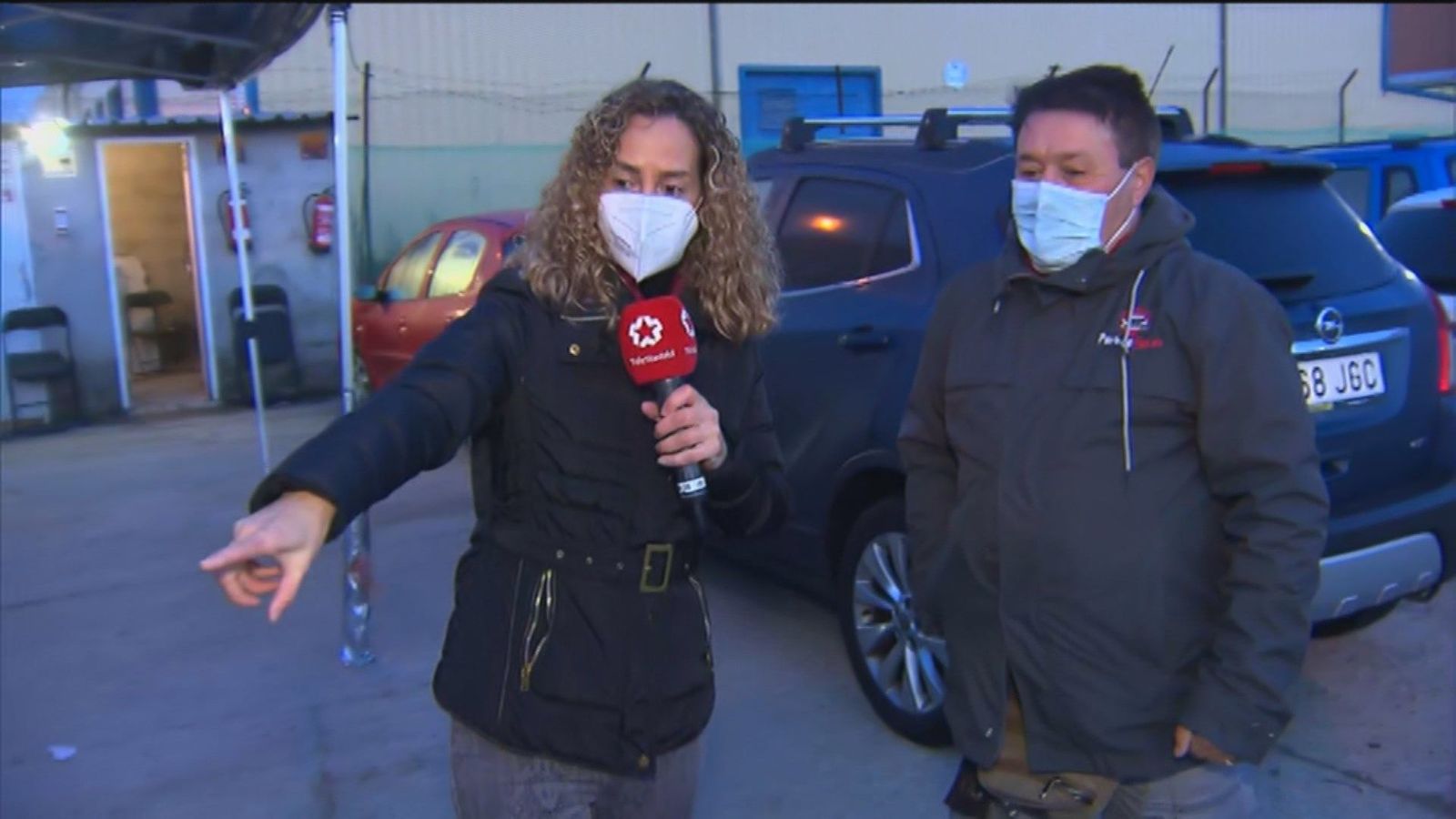 Roban coches y la caja fuerte de un parking de Paracuellos del Jarama que da servicio al aeropuerto de Barajas