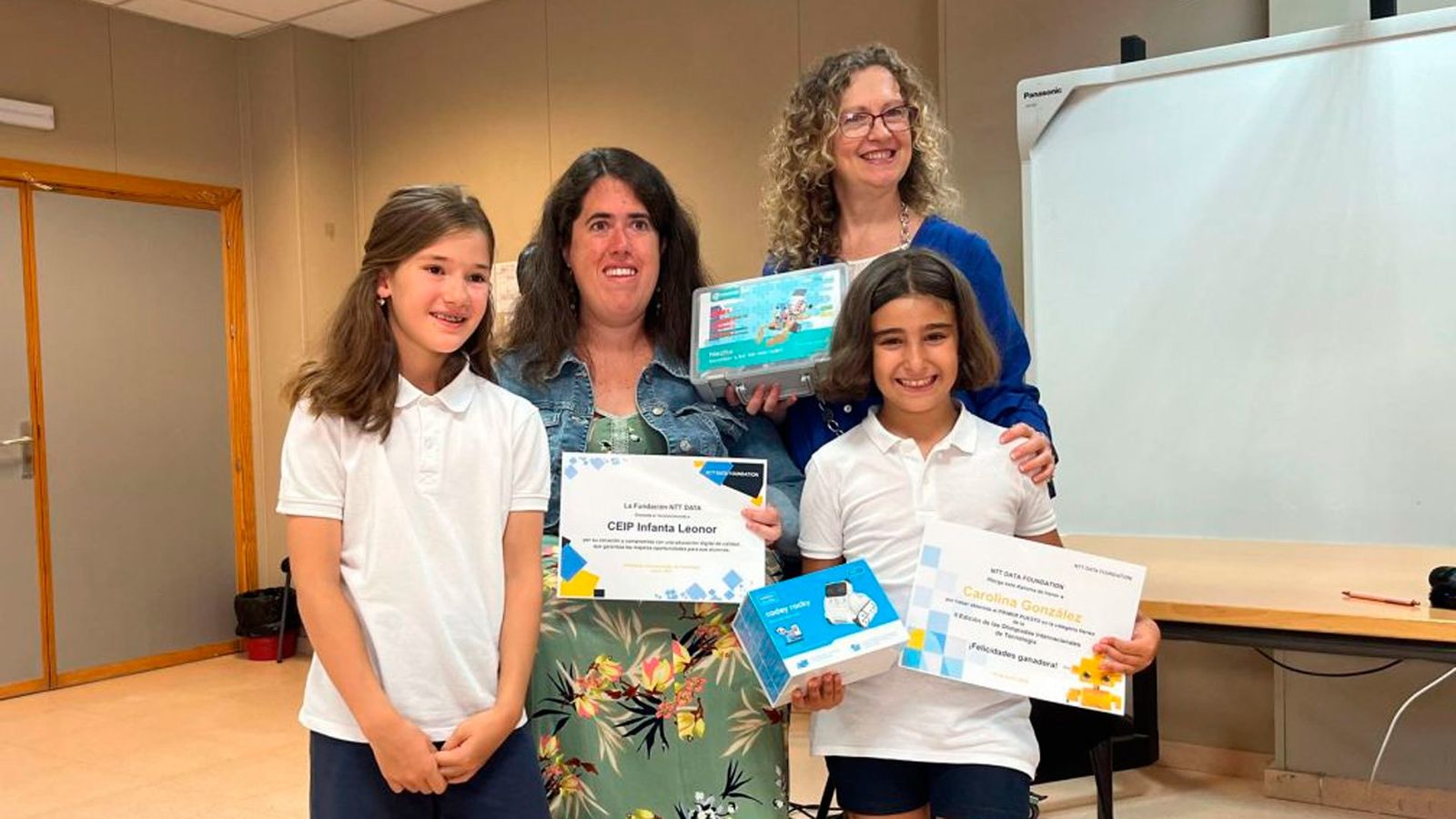 Carolina González, de ocho años, ganadora de las Olimpiadas Internacionales de Tecnología