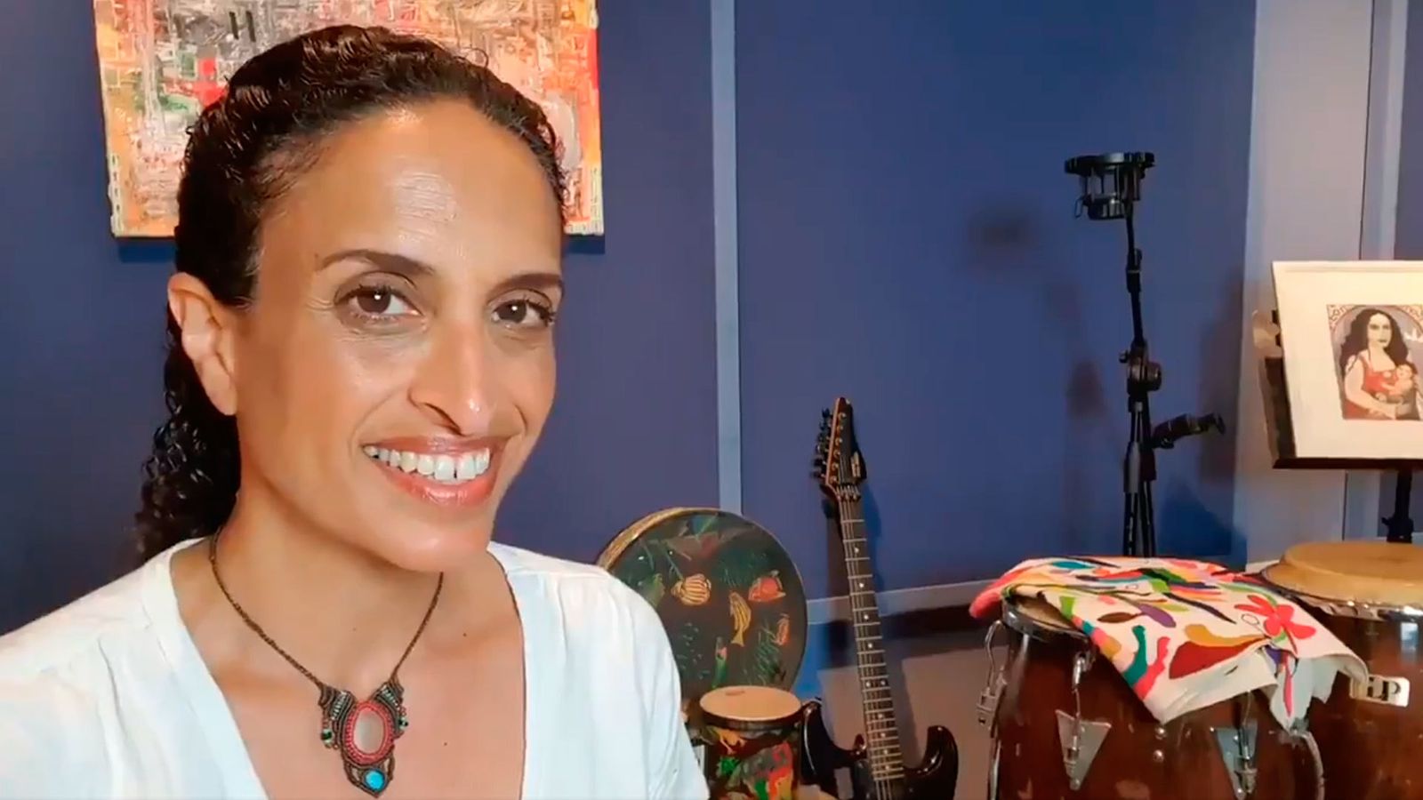 La cantante Noa ofrece este sábado un concierto virtual solidario con la red sanitaria madrileña
