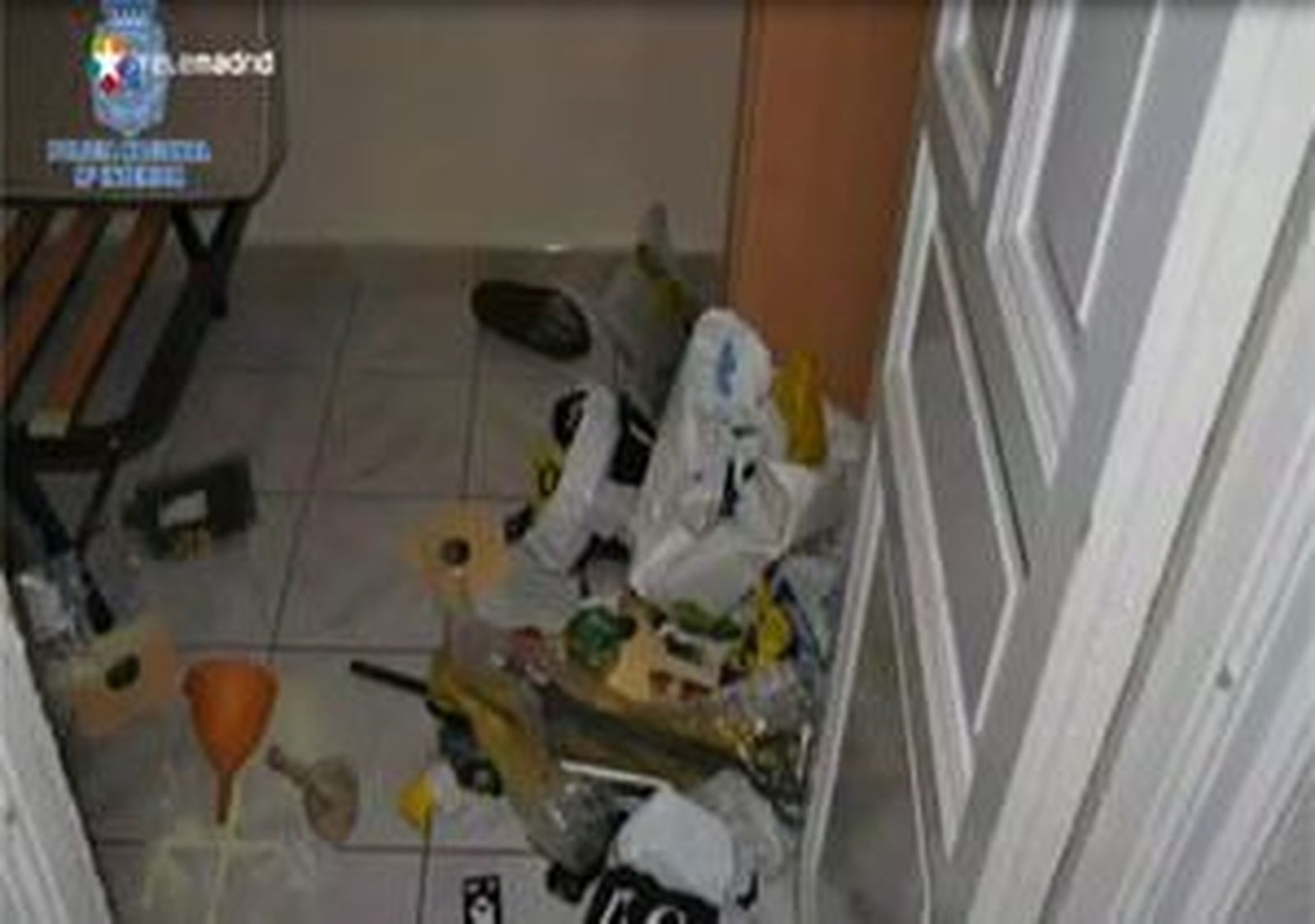 Detenido con sustancias explosivas y un plano de un polígono de Boadilla del Monte