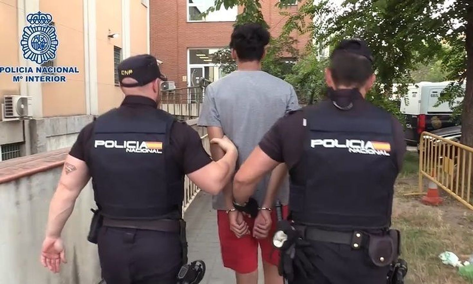 Nuevo ataque de los Trinitarios en Puente de Vallecas: apuñalan a un rival de 18 años