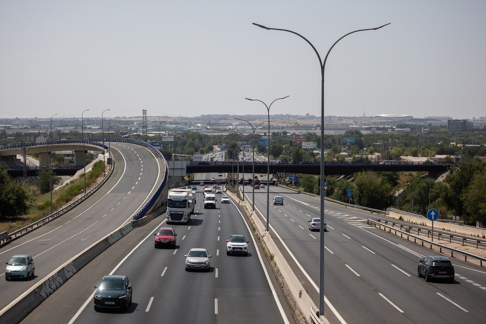 Arranca con normalidad la Operación Salida por el puente de agosto en Madrid
