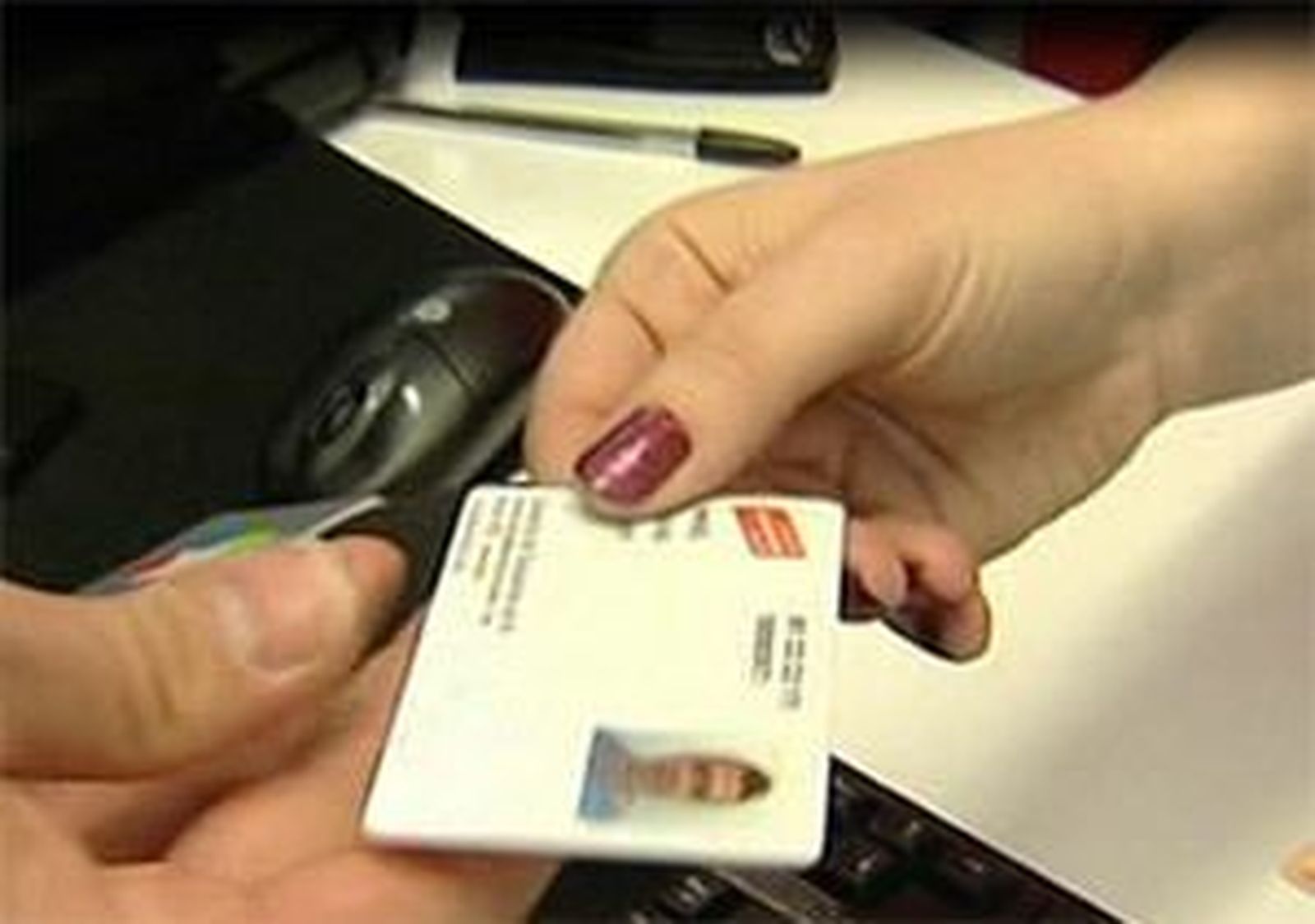 Casi 1,5 millones de usuarios poseen ya la nueva tarjeta de transporte público