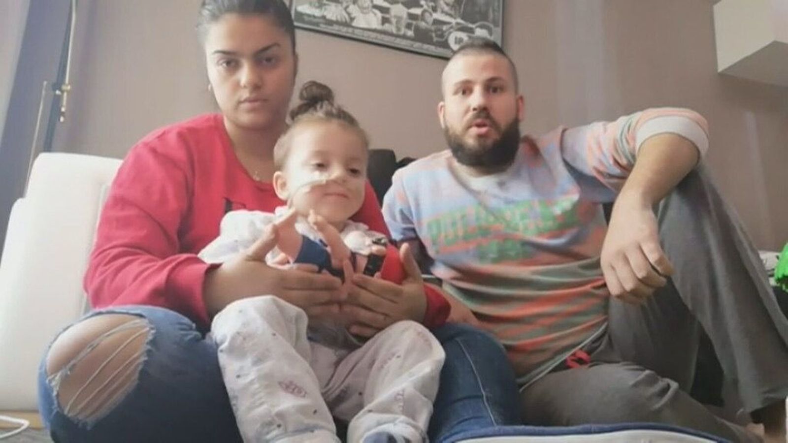 El pequeño David recibe el alta médica tras ser trasplantado de seis órganos en el Hospital La Paz