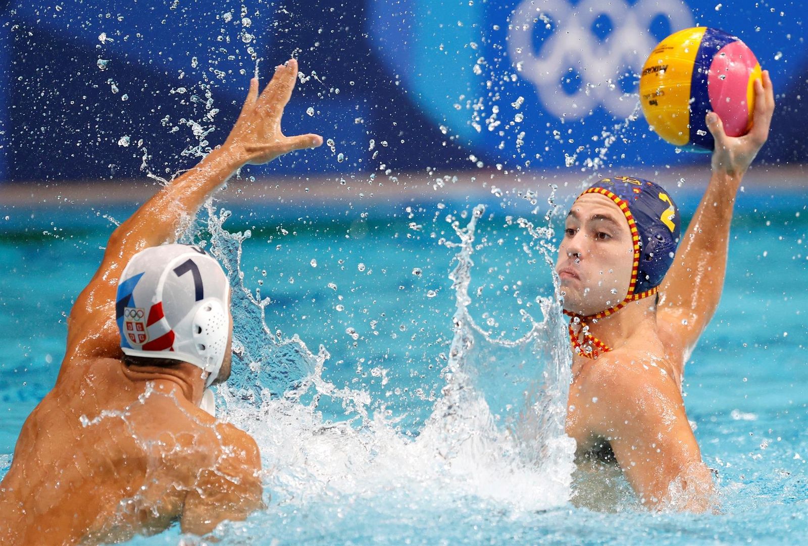 Selección española de waterpolo ante Serbia