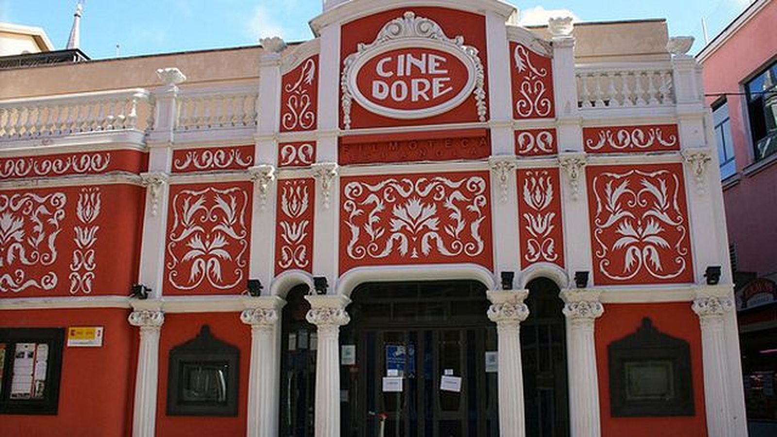 El Cine Doré reabre sus puertas después de acabar con la plaga de chinches