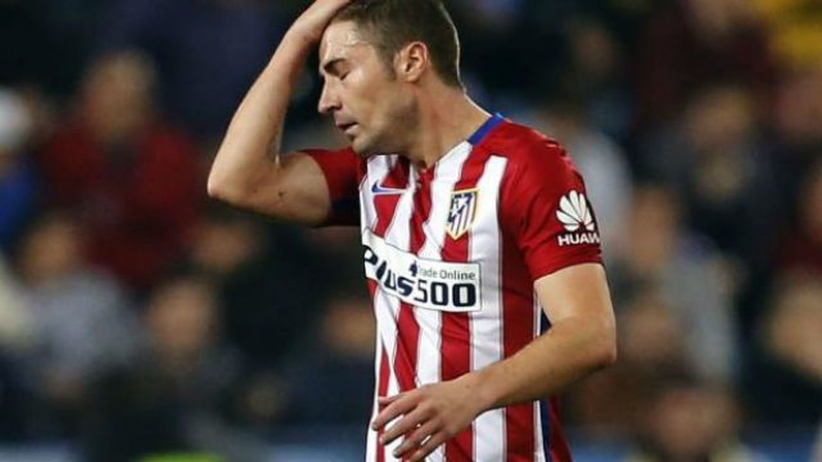 Gabi será operado al sufrir una fractura en su mano derecha