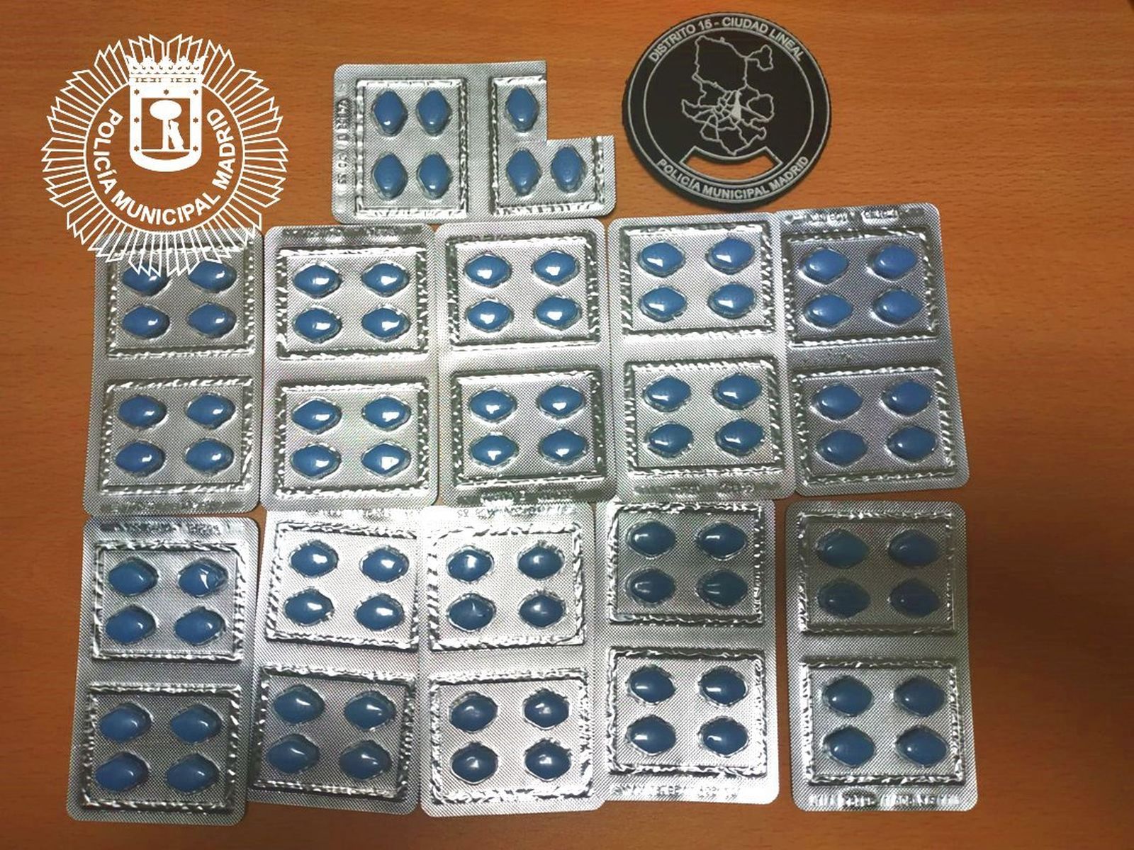 Intervenidas más de 400 prendas  falsificadas en un local de Ciudad Lineal