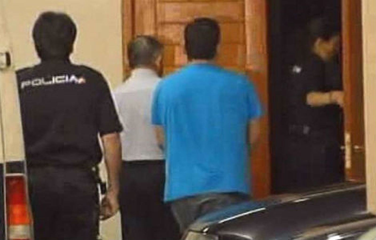 Localizada una maleta con 600.000 euros del detenido por el robo del Códice Calixtino