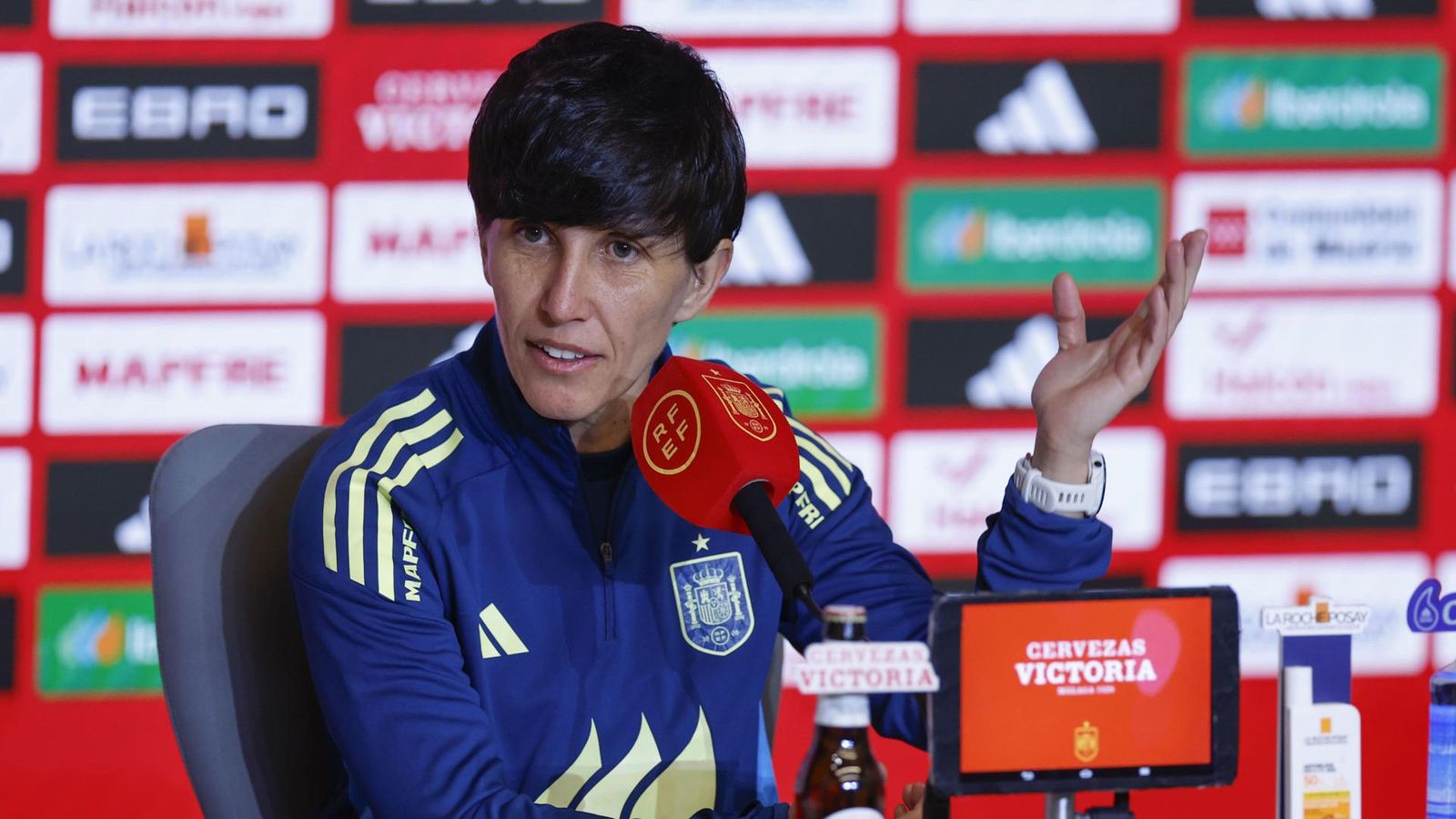 Sonia Bermúdez: "Las futbolistas se merecen este título"