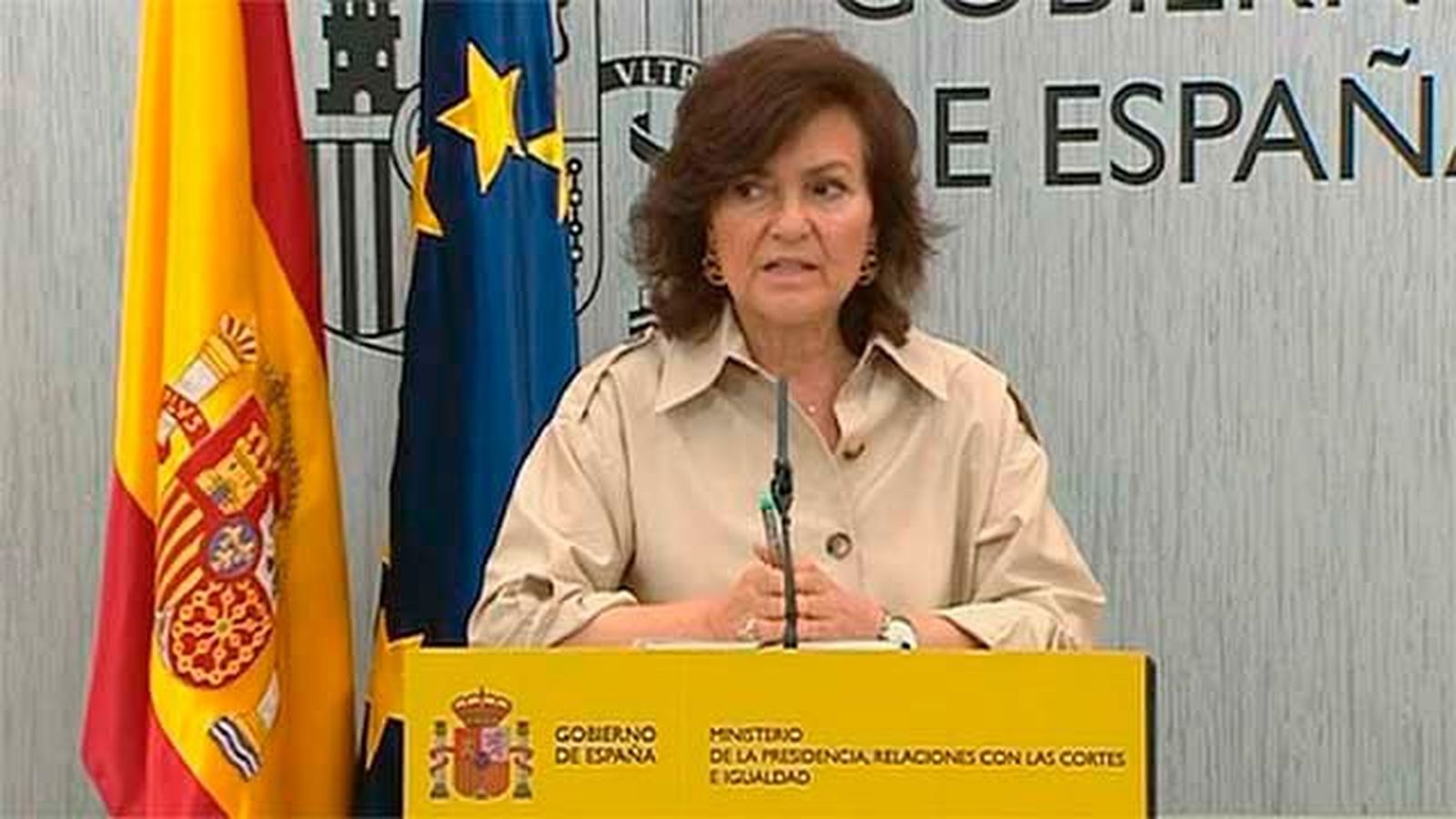 La Junta Electoral apercibe a Calvo por los tuits de Presidencia