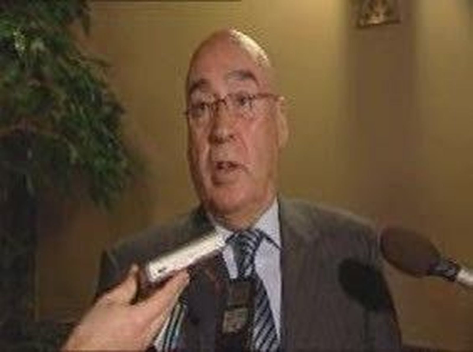 1SENADO_2010121V0.wmv