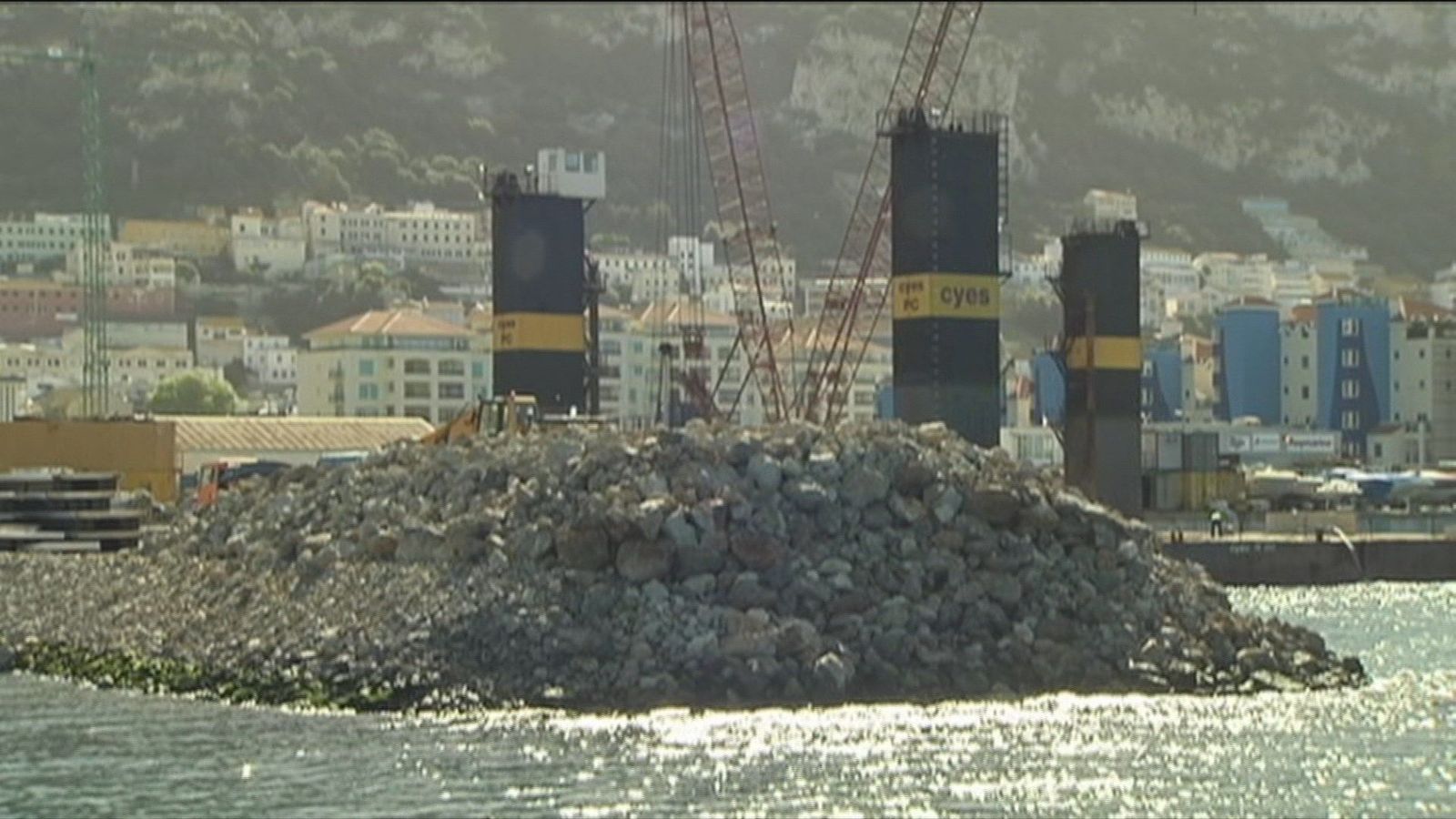 Exteriores dice que vigilará el nuevo proyecto urbanístico de Gibraltar