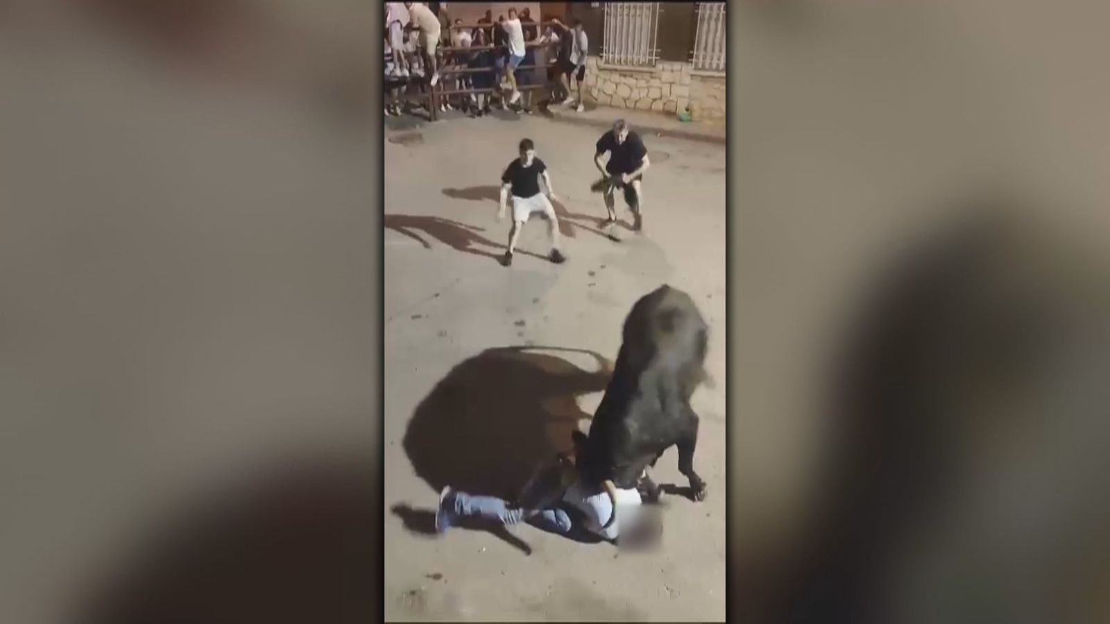Cogida de un joven en Villaconejos