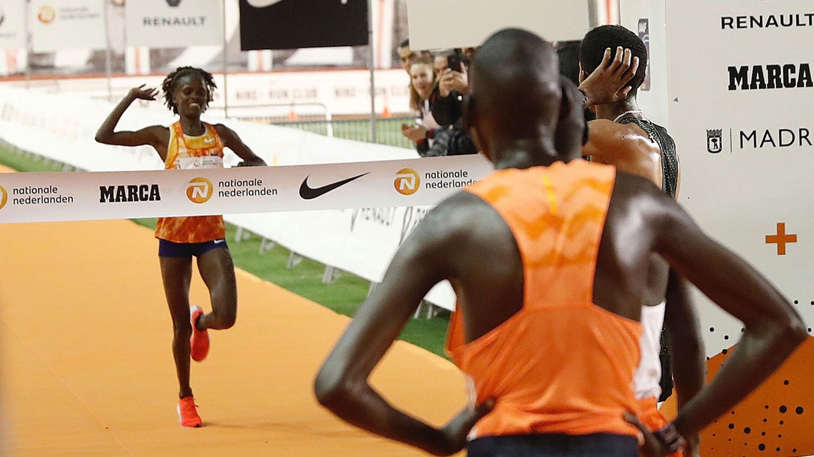 La keniana Brigid Kosgei entra vencedora de la San Silvestre Vallecana
