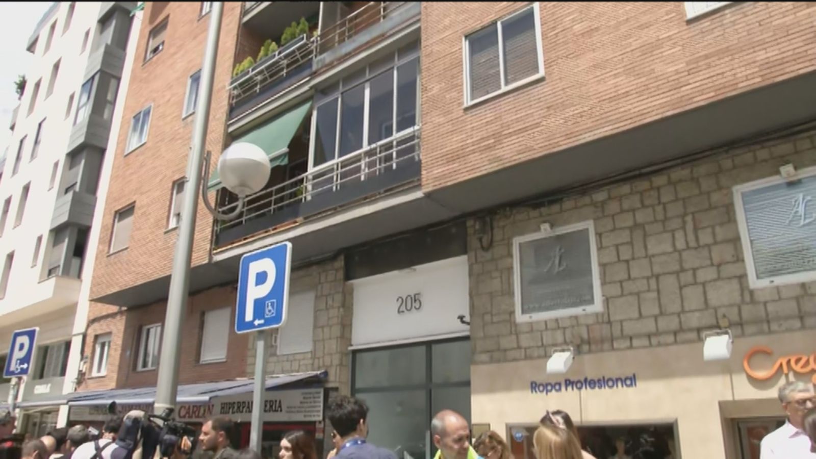 Vivienda en la calle Serrano donde ha ocurrido el tiroteo