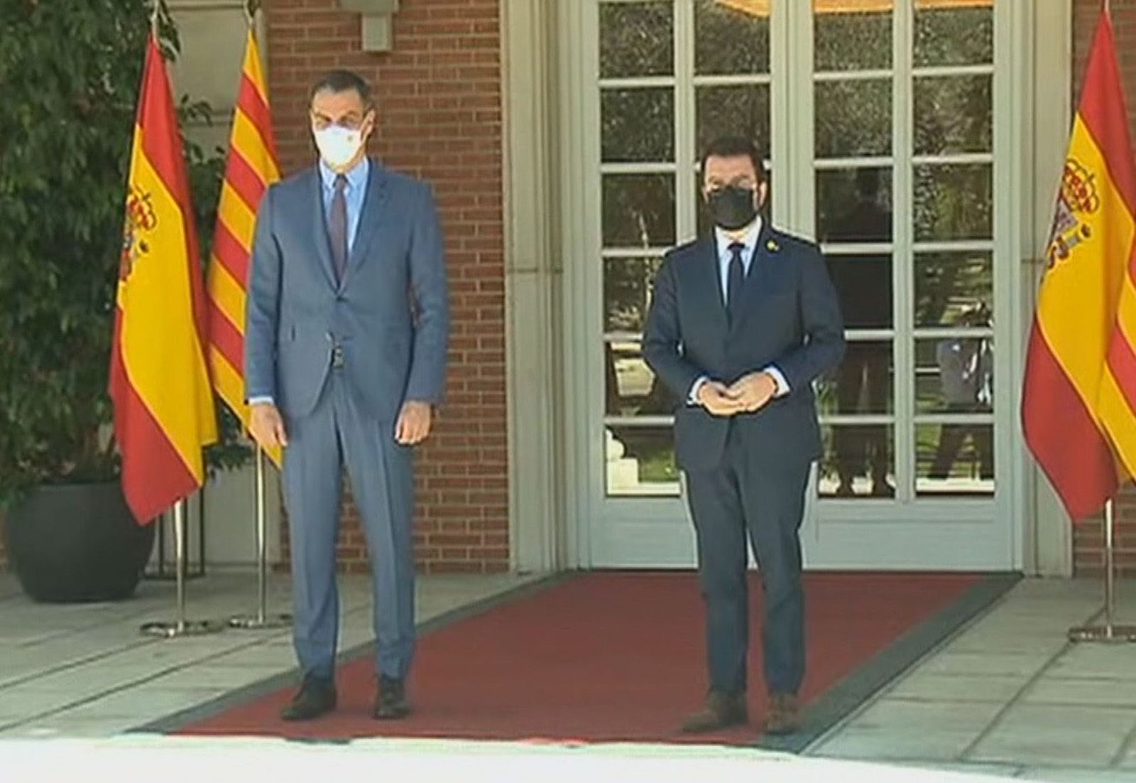 El Gobierno retoma la mesa bilateral con Cataluña tras el plante de Aragonès a la Conferencia de Presidentes