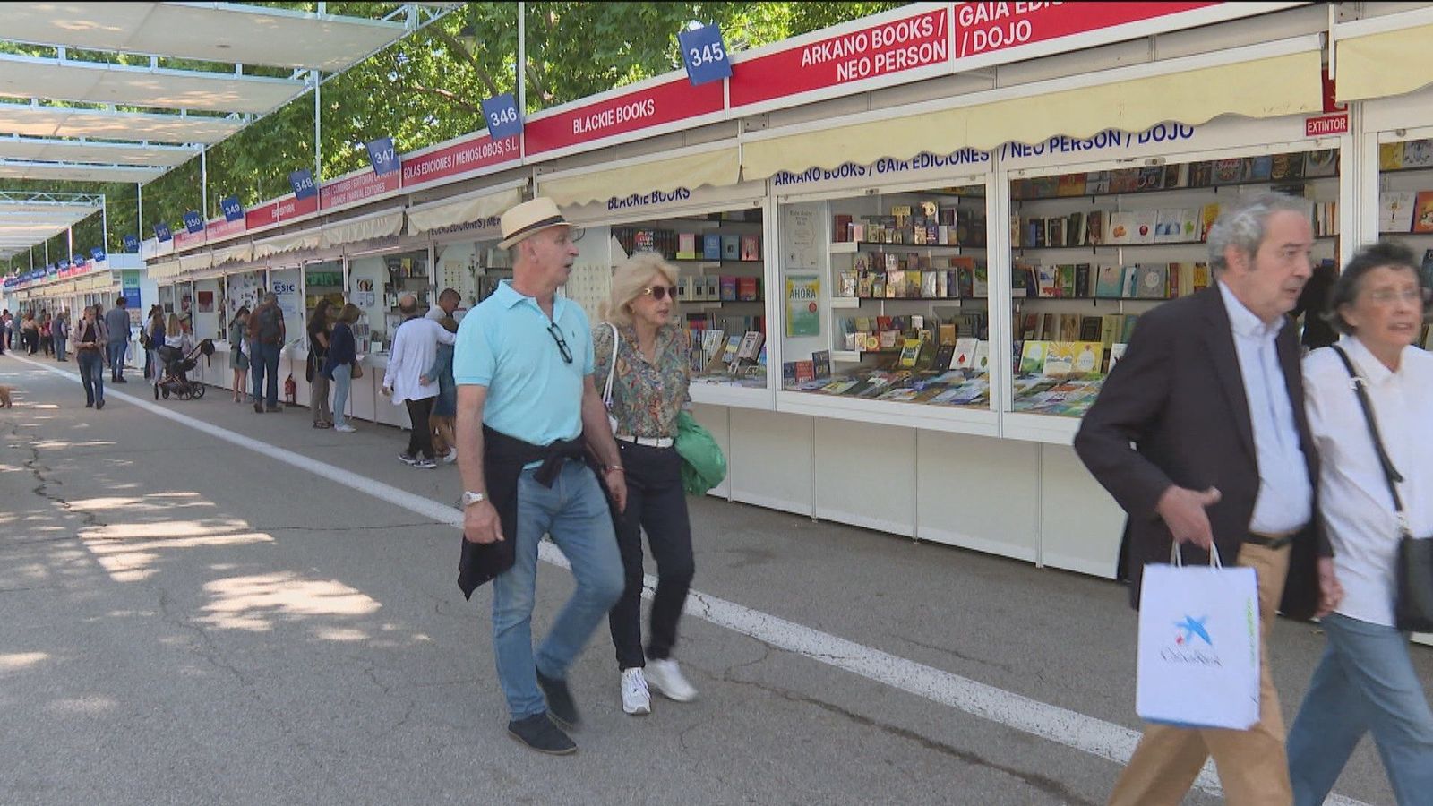 La Feria del Libro de Madrid hace un balance positivo a pesar de la lluvia