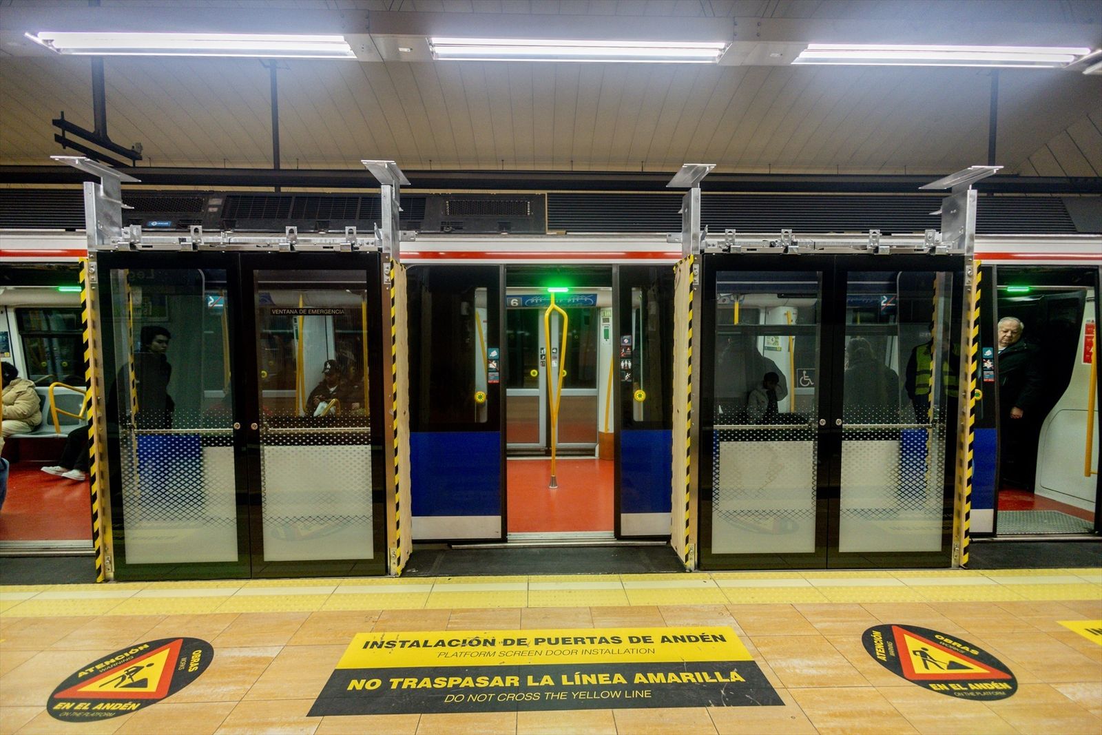 Puertas de Andén colocadas en la estación de Legazpi