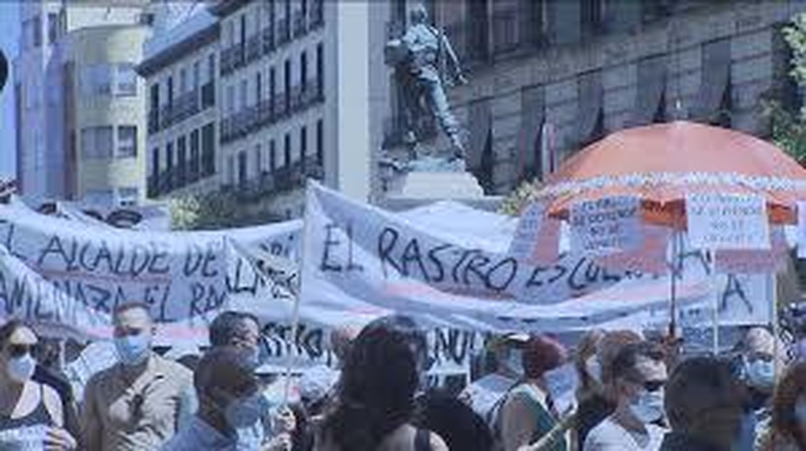 Comerciantes de El Rastro se manifiestan