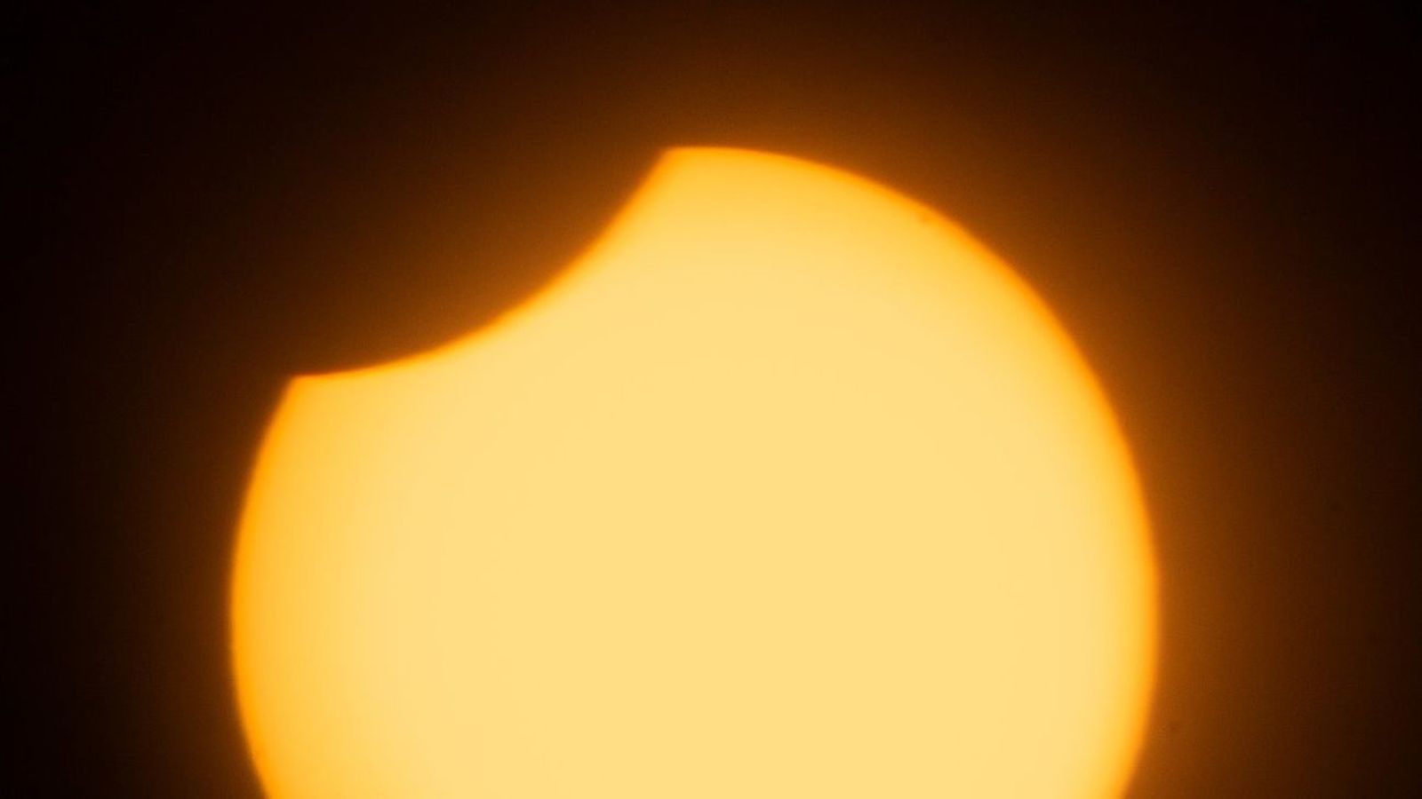 Eclipse lunar