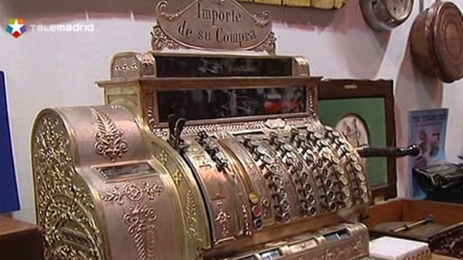 La Feria Almoneda ofrece antigüedades desde un euro