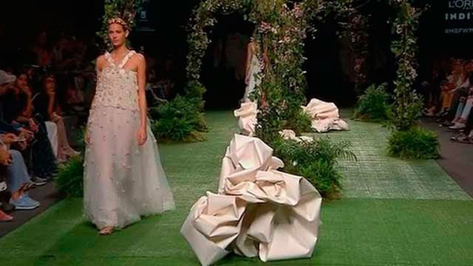 La Mercedes-Benz Fashion Week Madrid se pone romántica