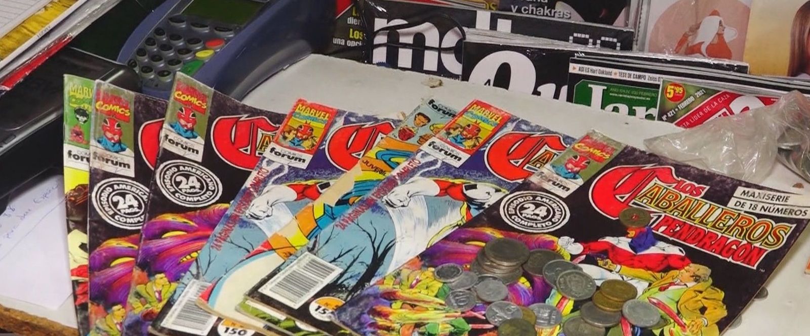 La solidaria historia del kiosko madrileño que vende sus cómics a cambio de pesetas